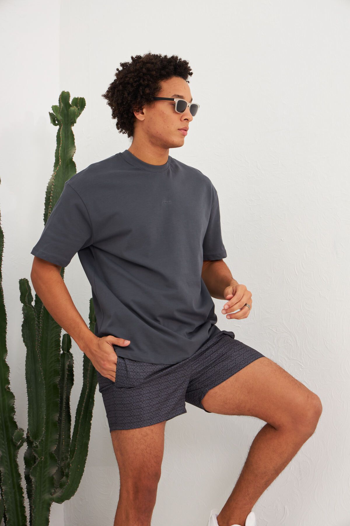 Füme Kalın Soft Dokulu Oversize Rahat Kalıp %100 Pamuk Erkek T-shirt | ME22S215397