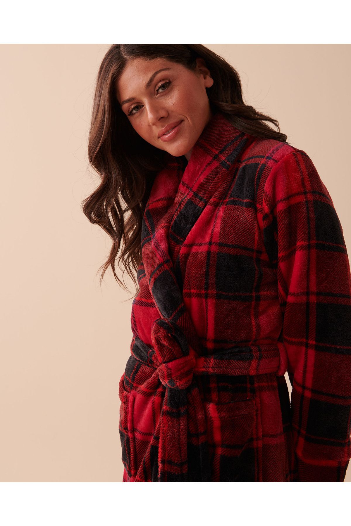 La Vie en Rose-Buffalo Plaid Soft Plush Robe 3