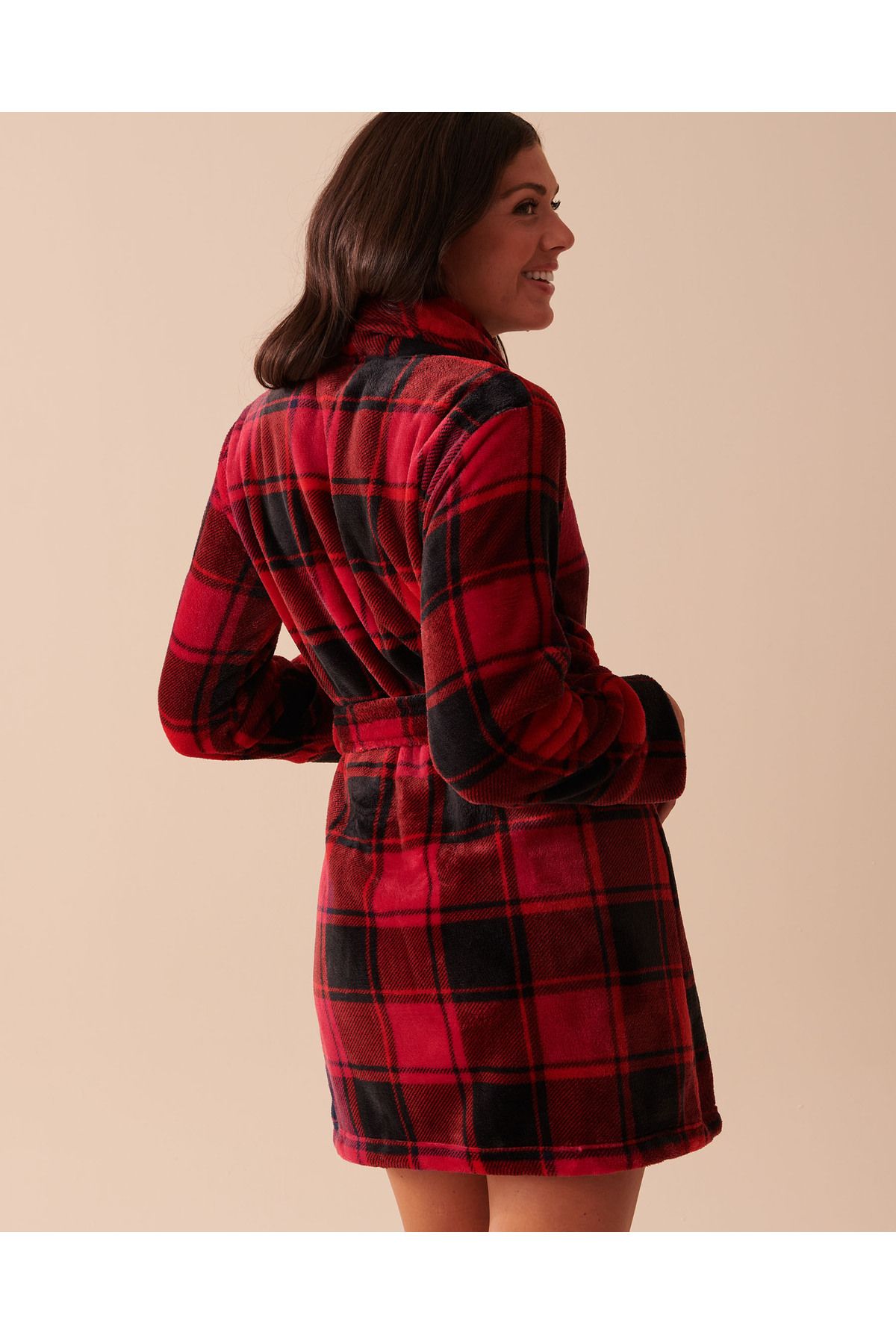 La Vie en Rose-Buffalo Plaid Soft Plush Robe 2