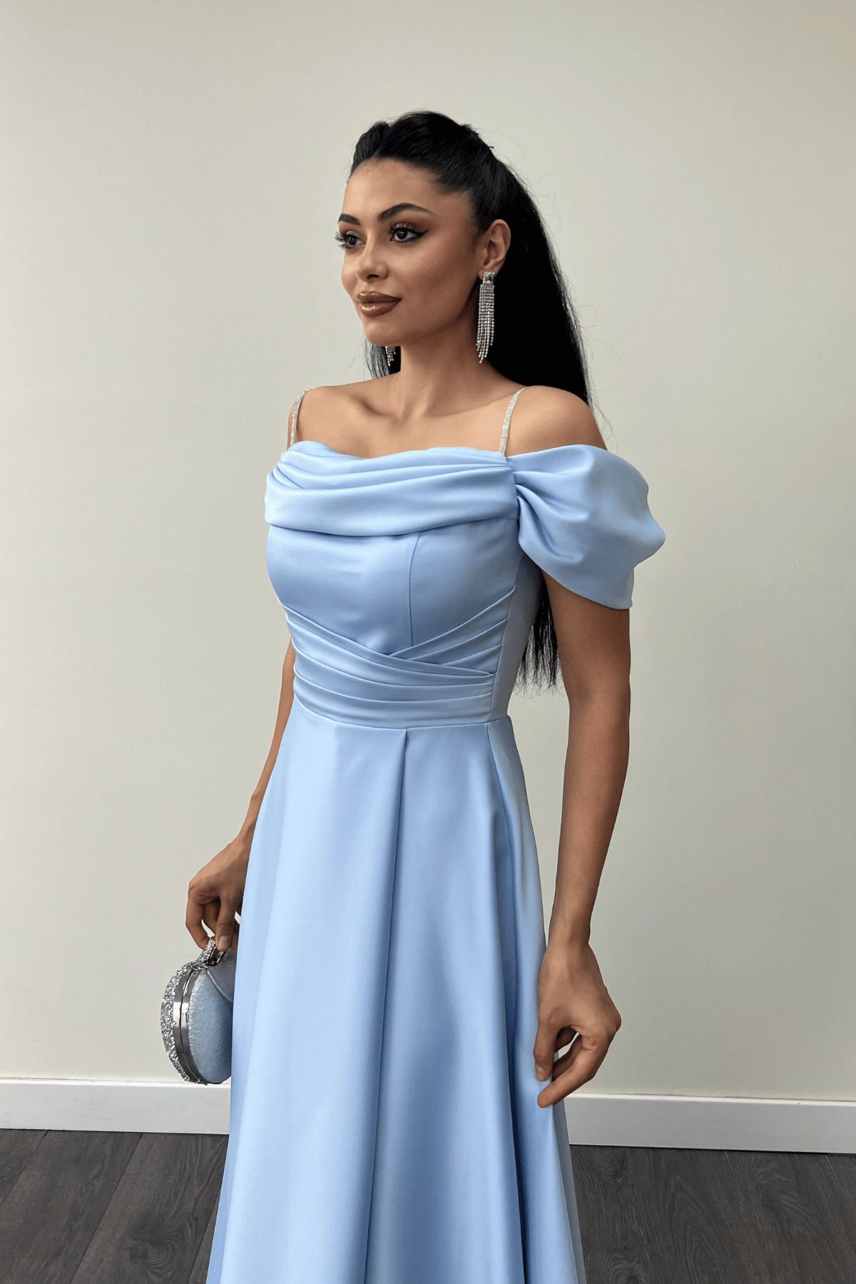 giyimmasalı-Satin Fabric Gathered Strap Evening Dress - Baby Blue 3