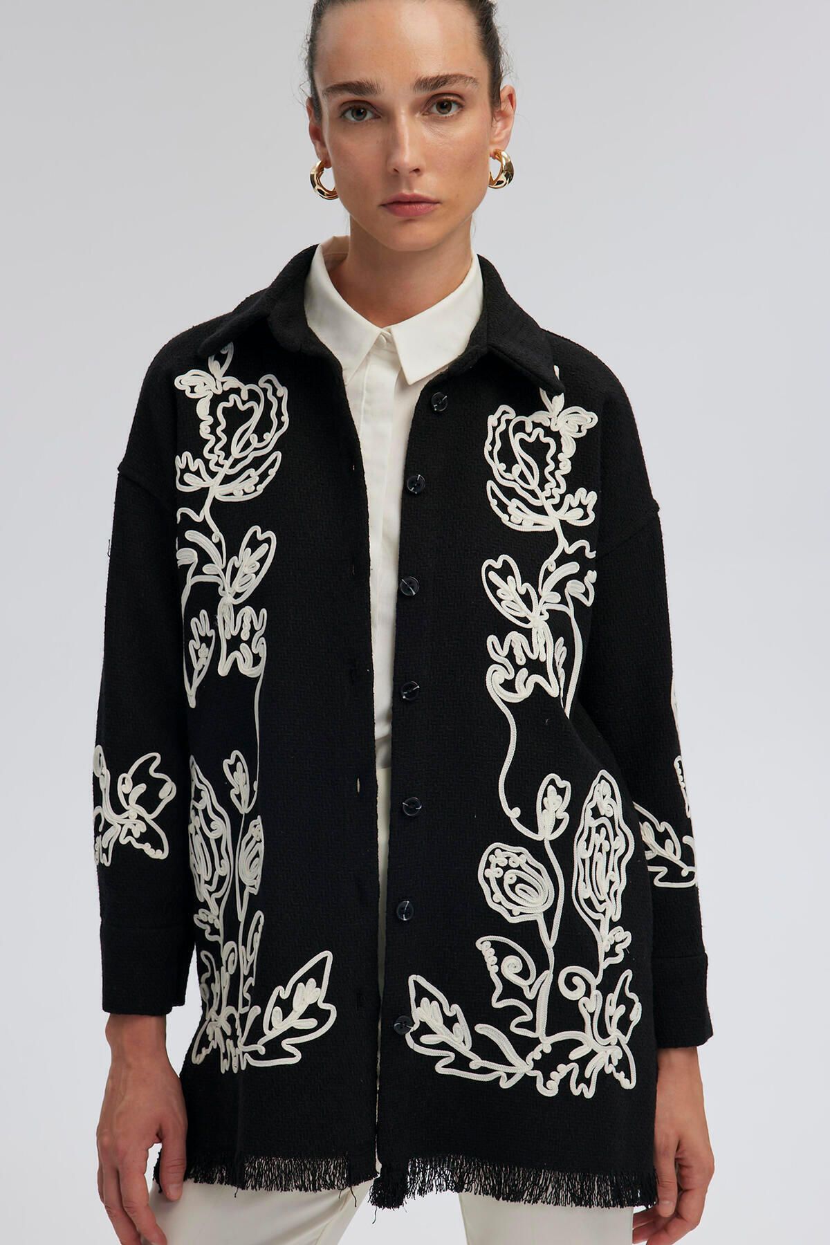 Touché Privé-Gestickte Jacke mit Quastendetails 2