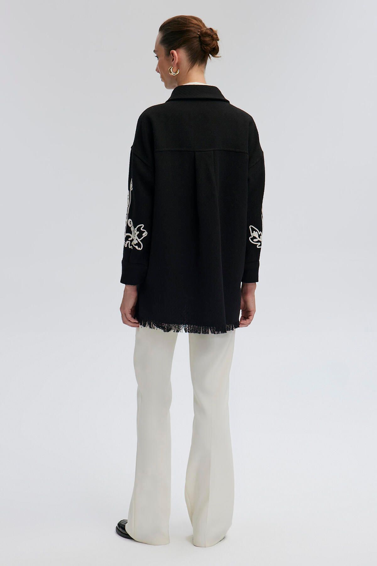 Touché Privé-Gestickte Jacke mit Quastendetails 4