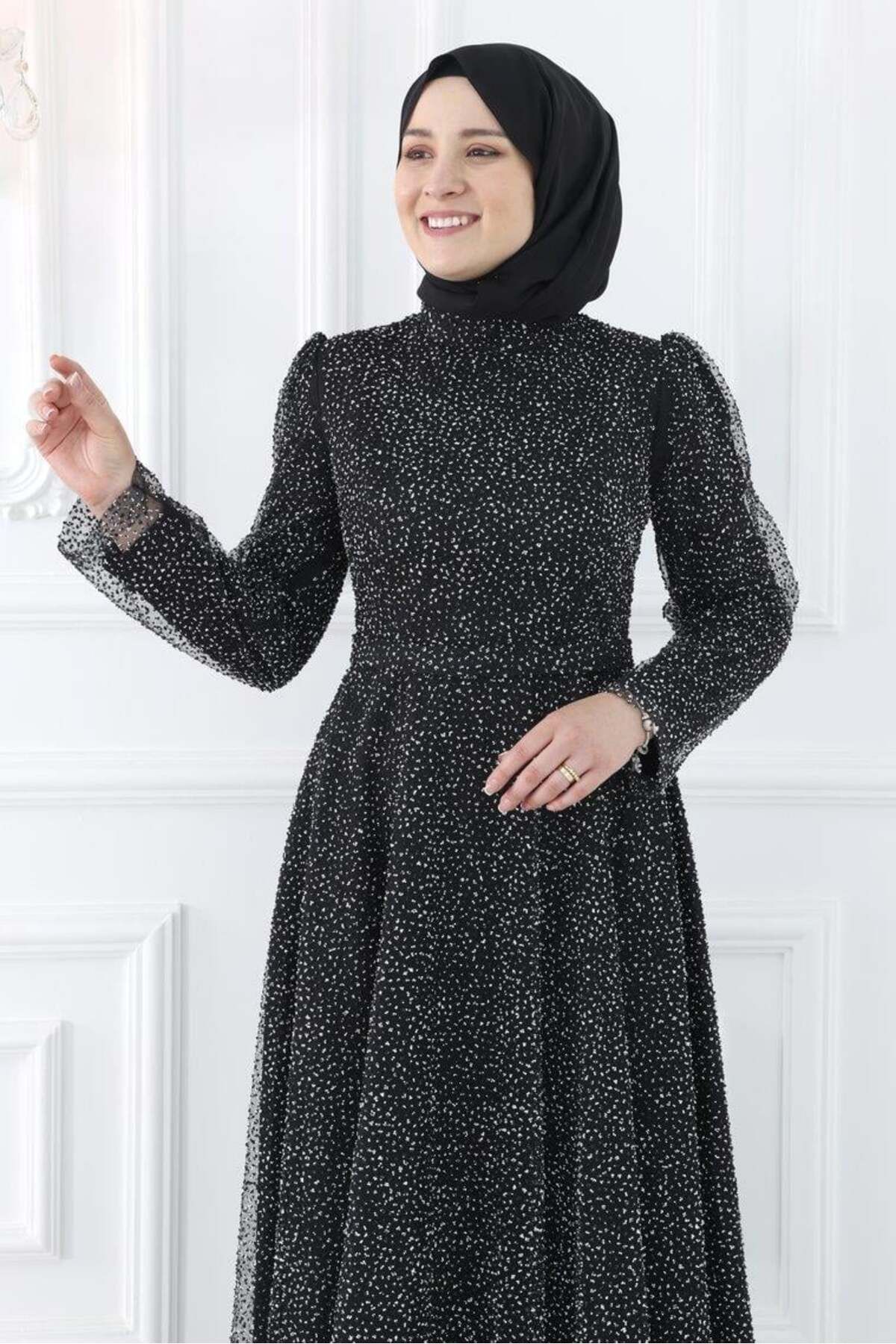 Amine Hüma-Aymira Black Hijab Evening Dress 2