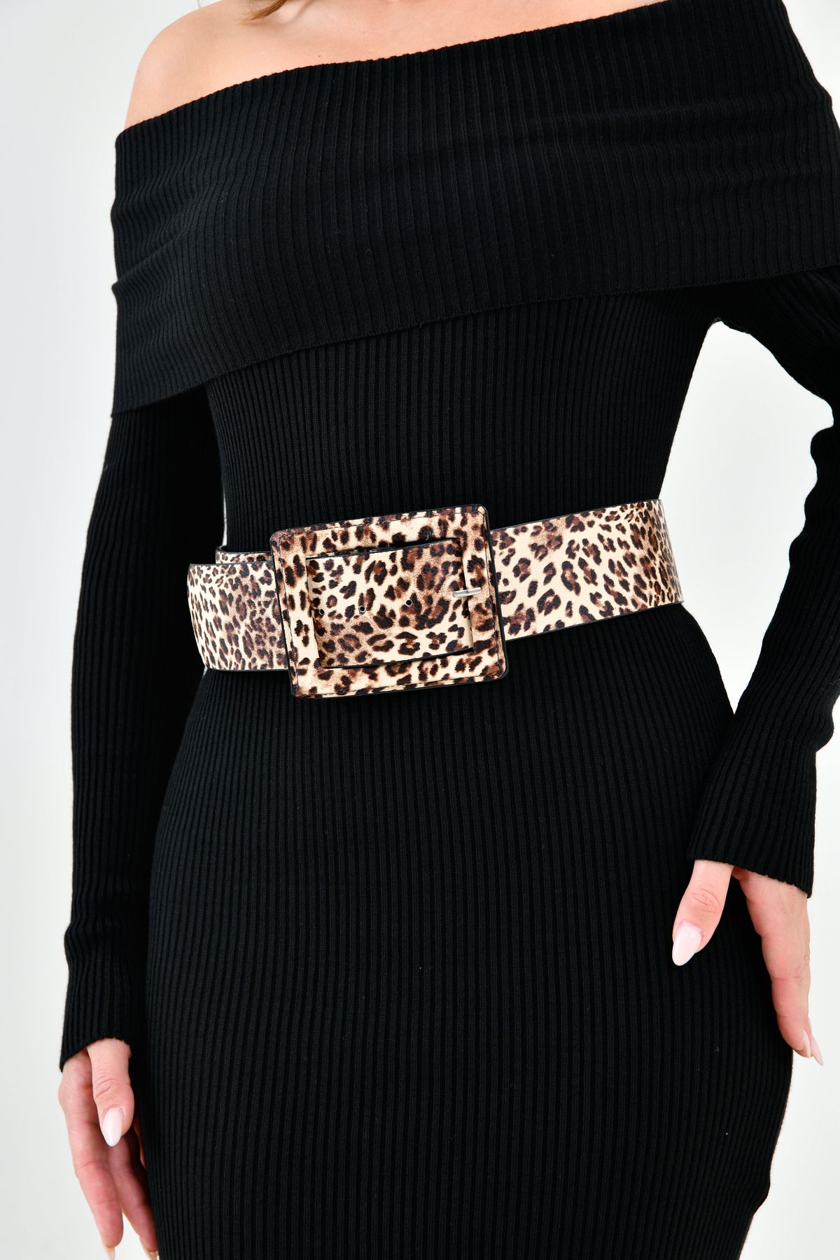 WOMAN VISION-Black Faux Leopard Leather Belt with Wide Band and Buckle Design 15525 5