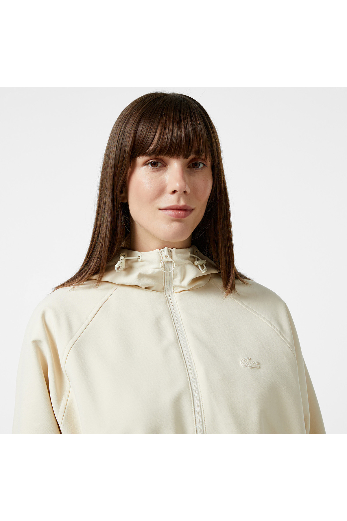 Lacoste Kadın Relaxed Fit Kapüşonlu Krem Yağmurluk görsel 5