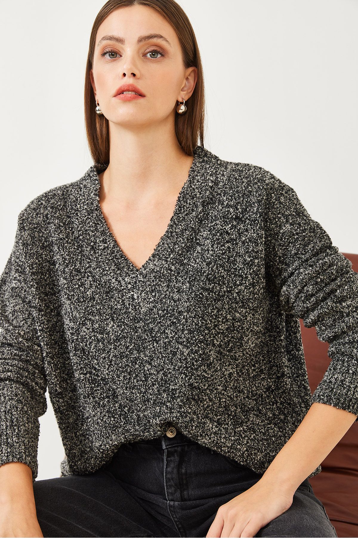Bianco Lucci-Women's V-Neck Soft Knitwear Sweater 85001015 4