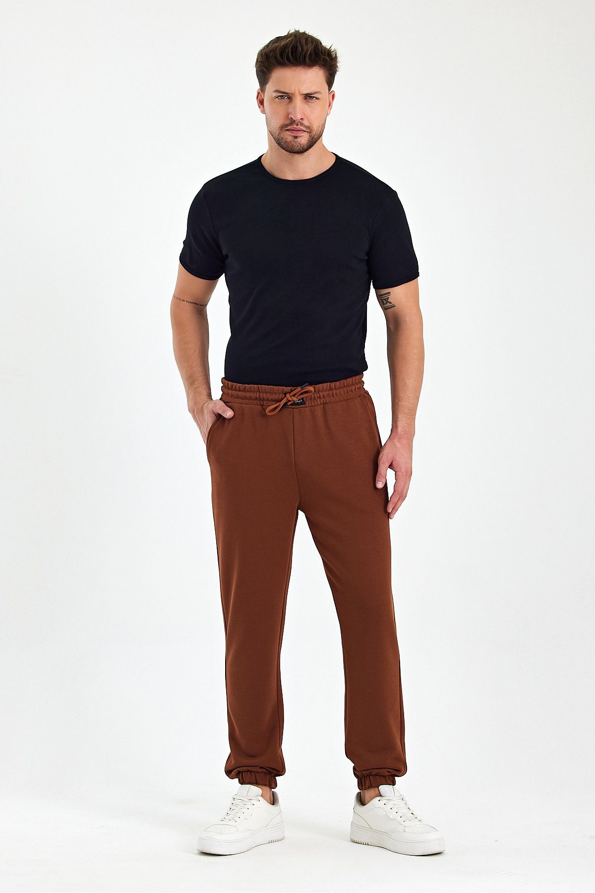 ESPİNA-Men's Diagonal 3 Thread Sweatpants with Pockets and Cord 1