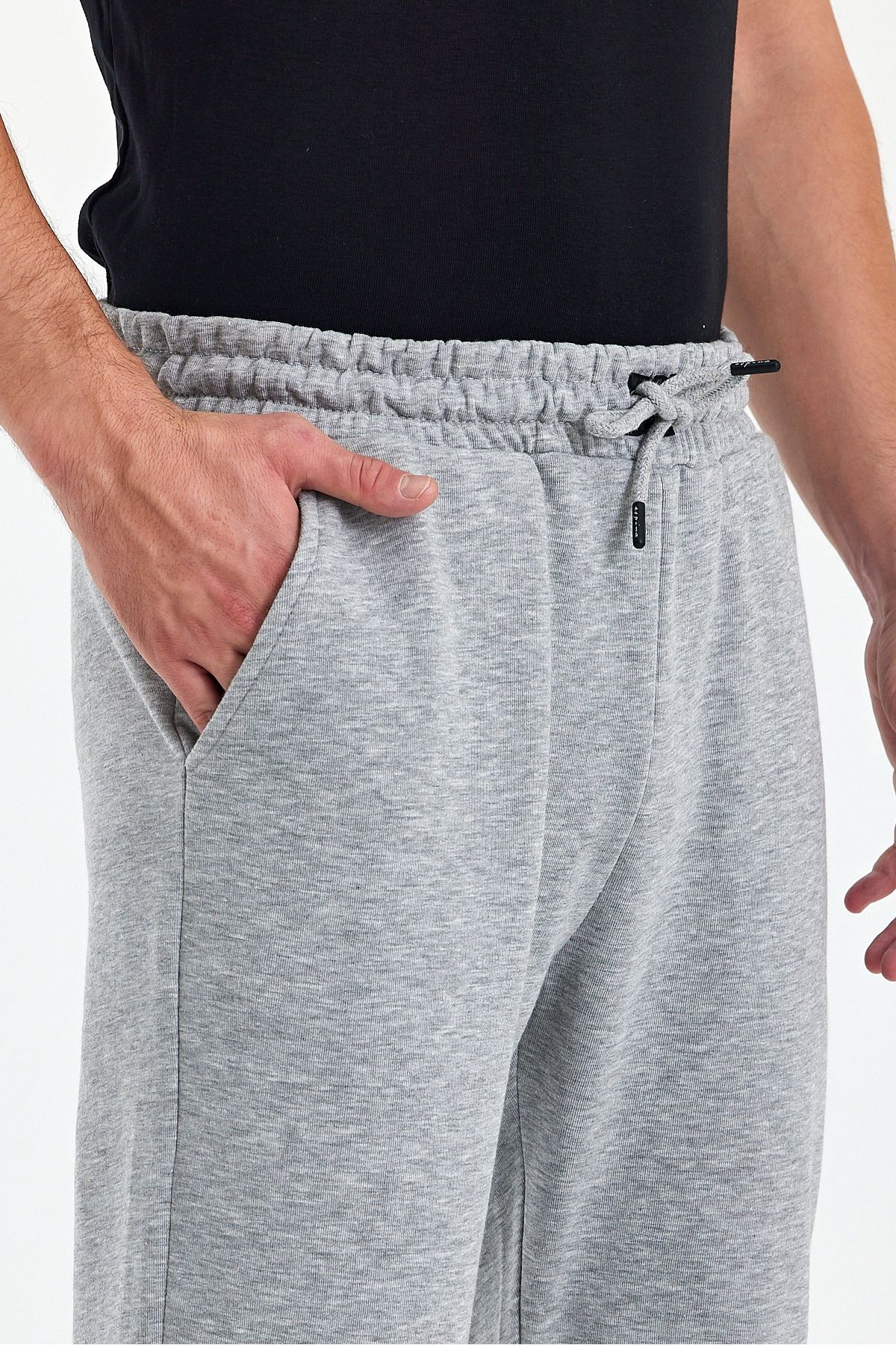 ESPİNA-Men's Diagonal 3 Thread Sweatpants with Pockets and Cord 4