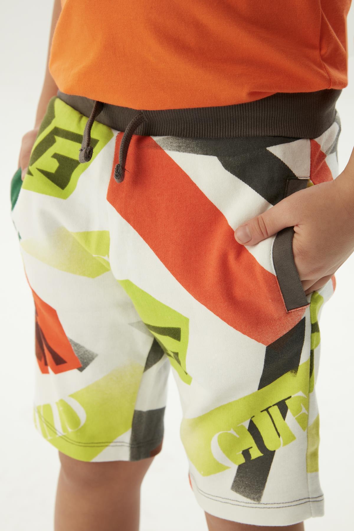 Guess-Bg Store Boy's Color Shorts 3