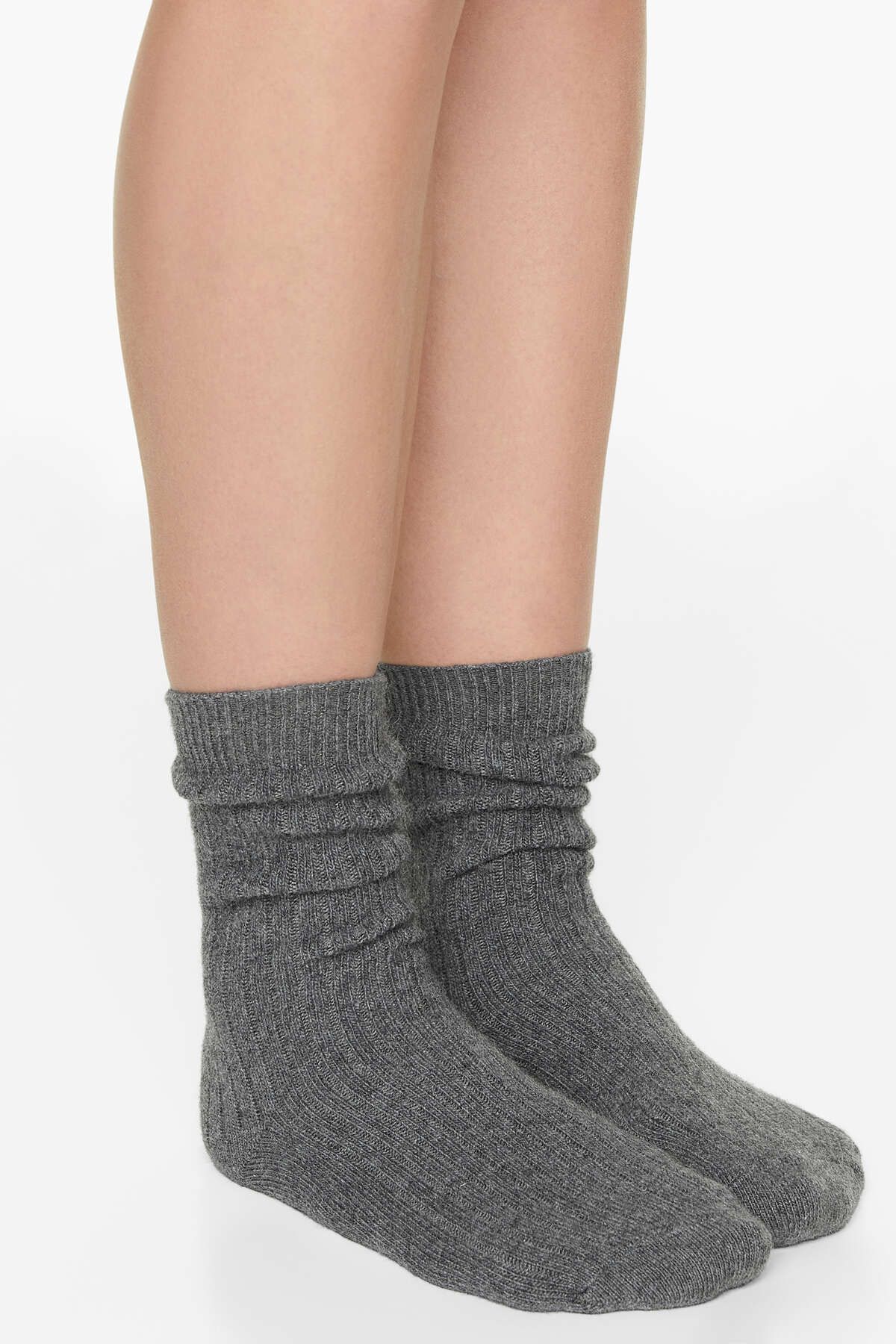 Oysho-15% Cashmere 10% Wool Classic Socks 5