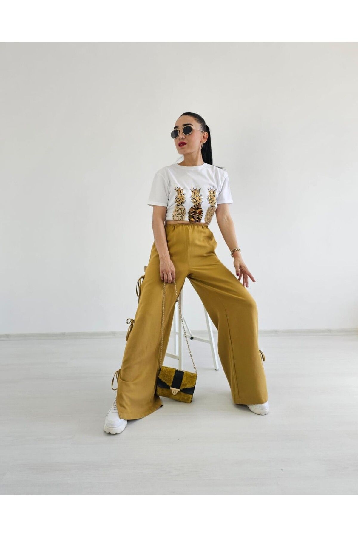 Altı Üstü Butik-Pantaloni cu cravată la picioare 3
