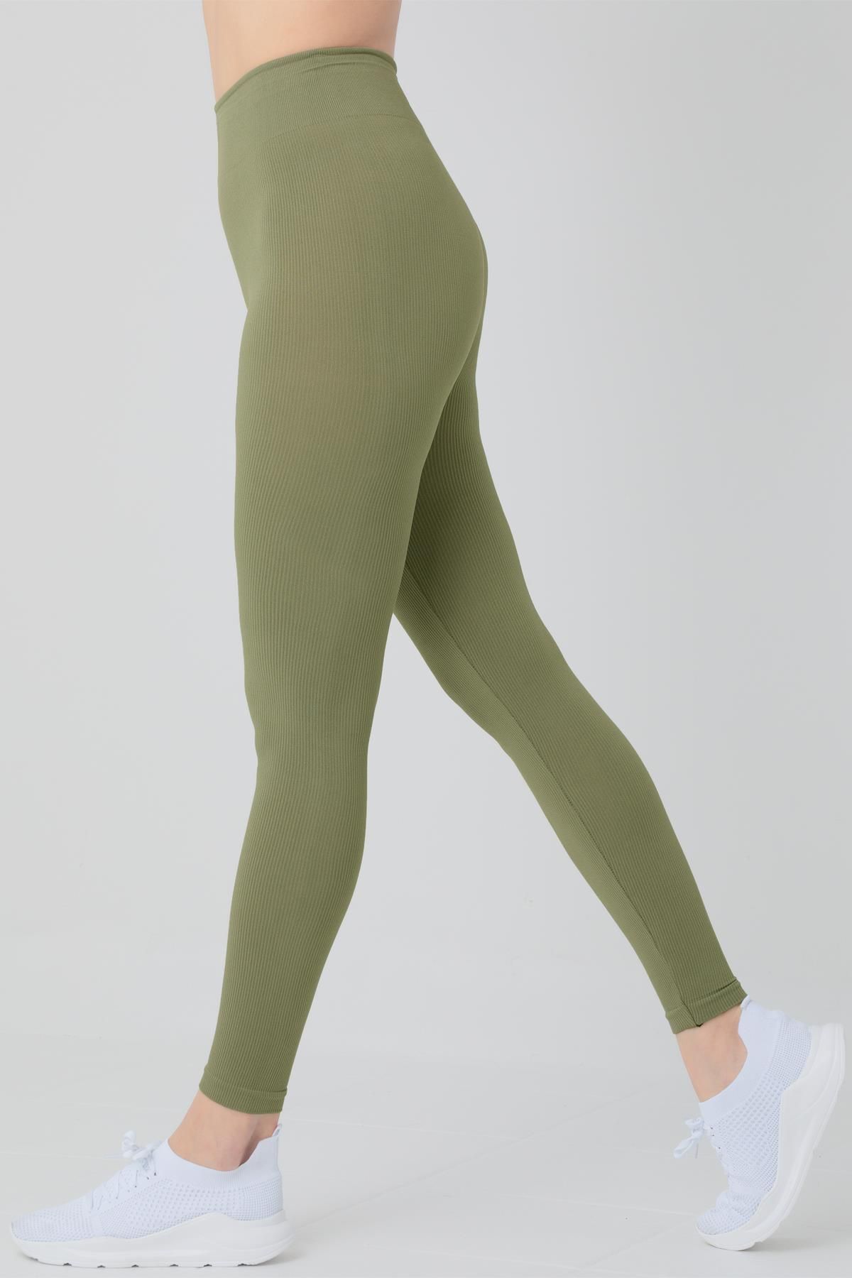 Doremi-Varrat nélküli kötött, magas derekú leggings 1