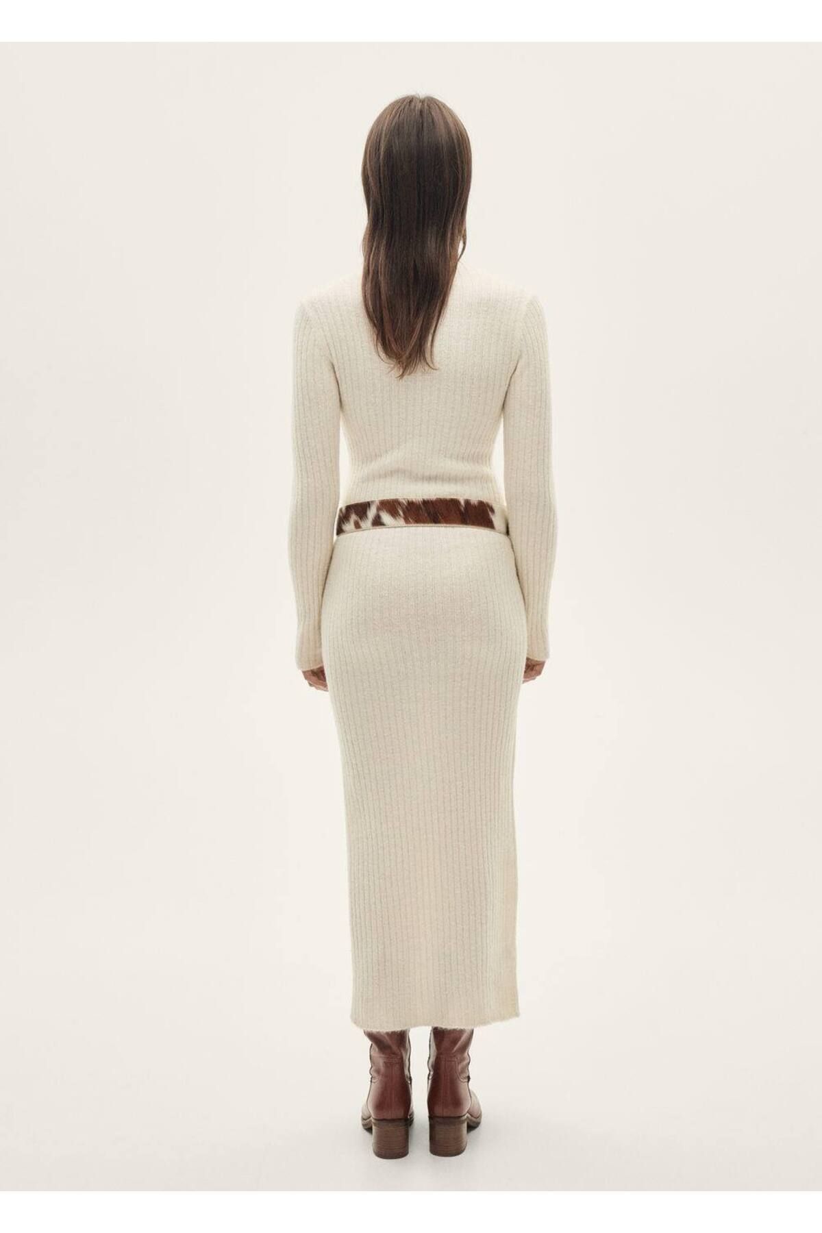 MANGO Woman-Geripptes Strickkleid mit Schlitz 4