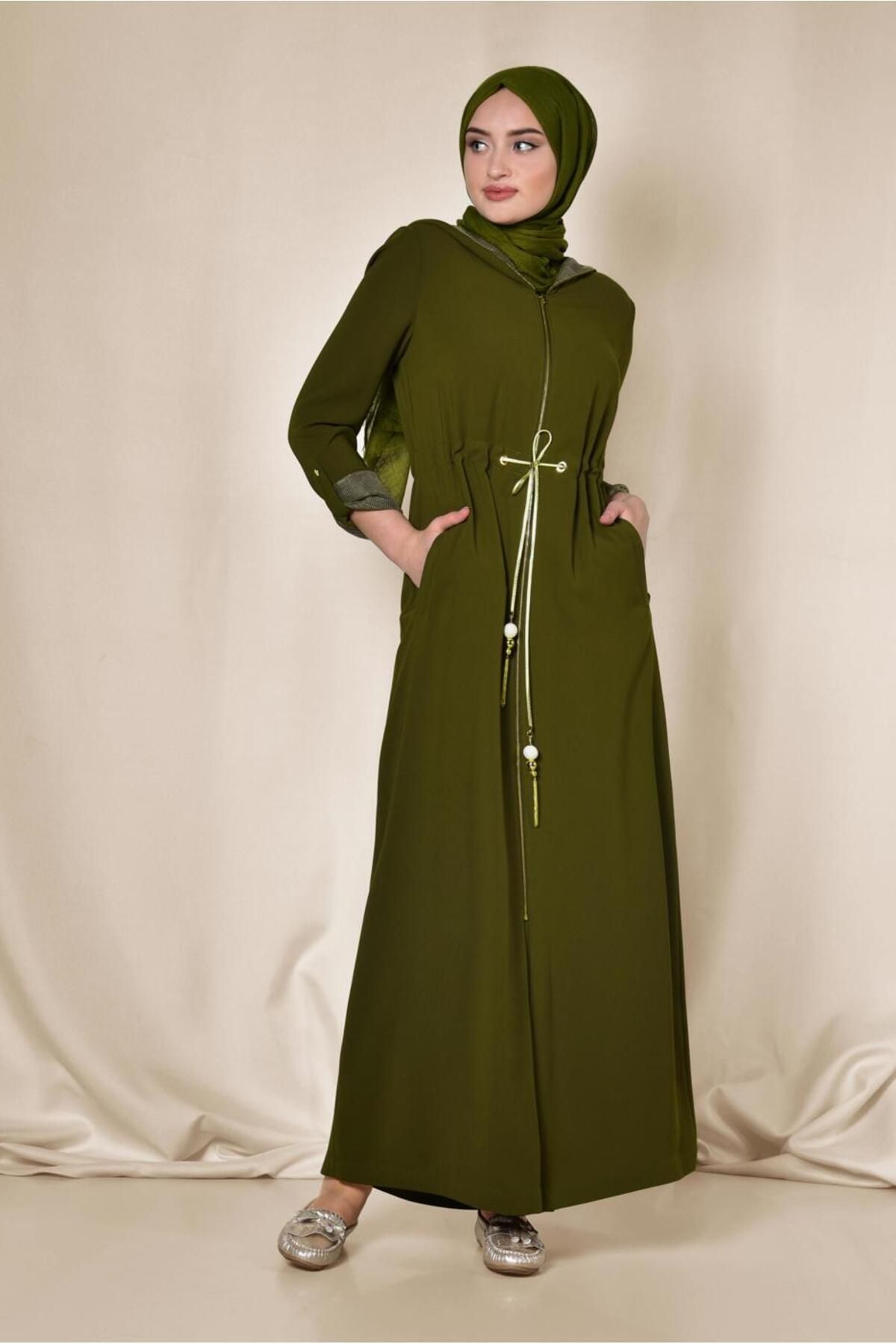 مانتو کلاه دار کمردار 1420 Alvina