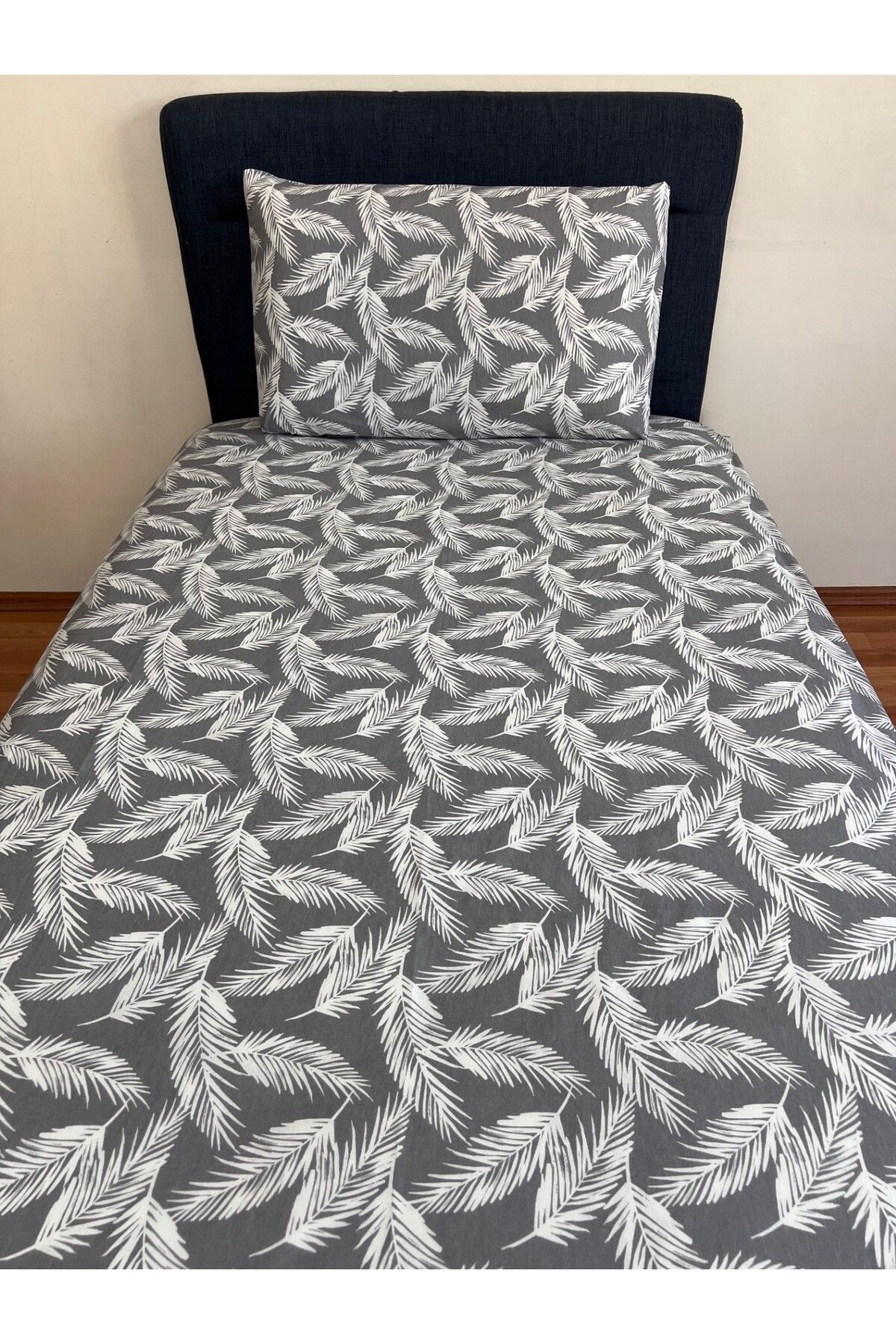 Touch-Fitted Elastic Sheet Set (Pillowed) Single Double Feather Pattern Gray White 3