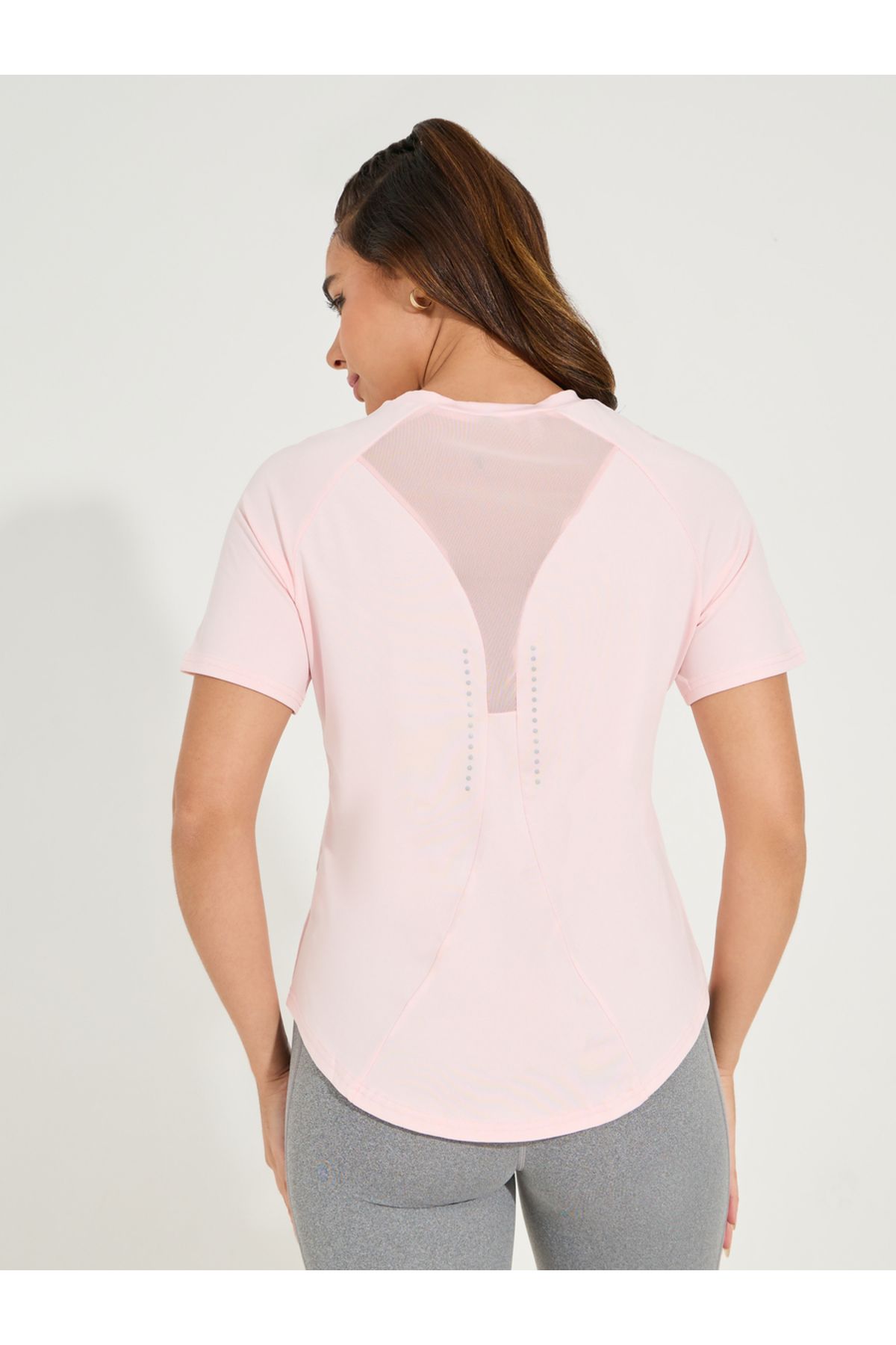 Styli-Reflective Dots & Back Mesh Detail Curved Hem Top 4