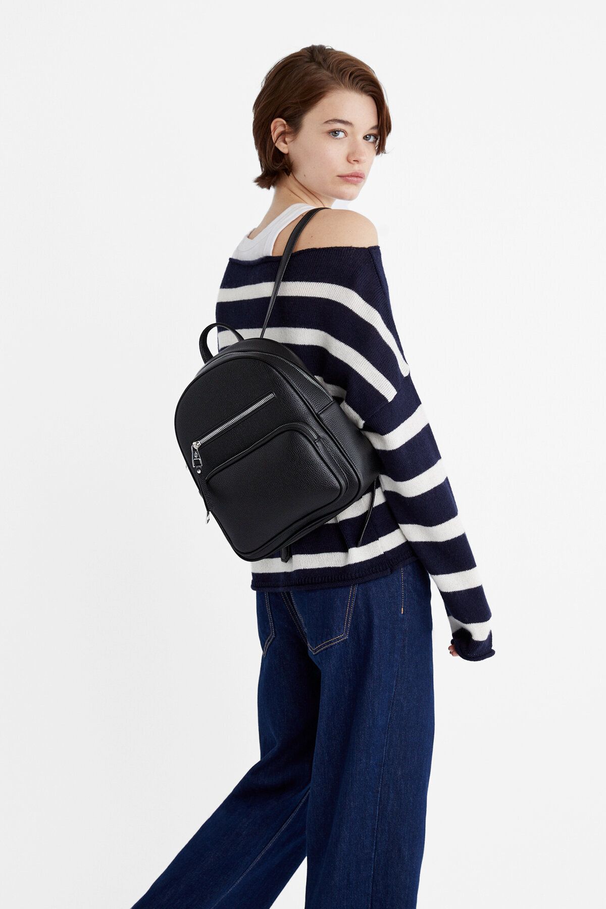 Stradivarius-Backpack with pockets 2