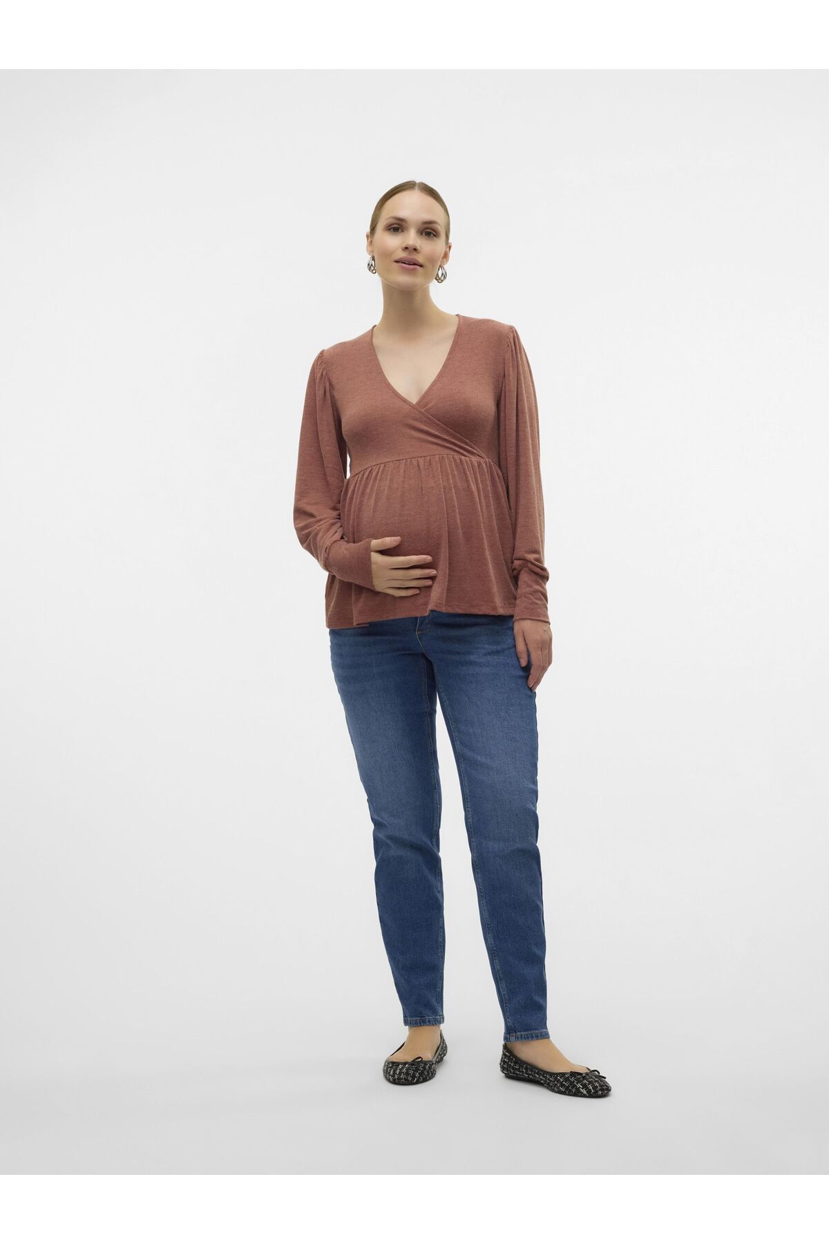 Vero Moda Maternity-Mom-Jeans mit hoher Taille 4