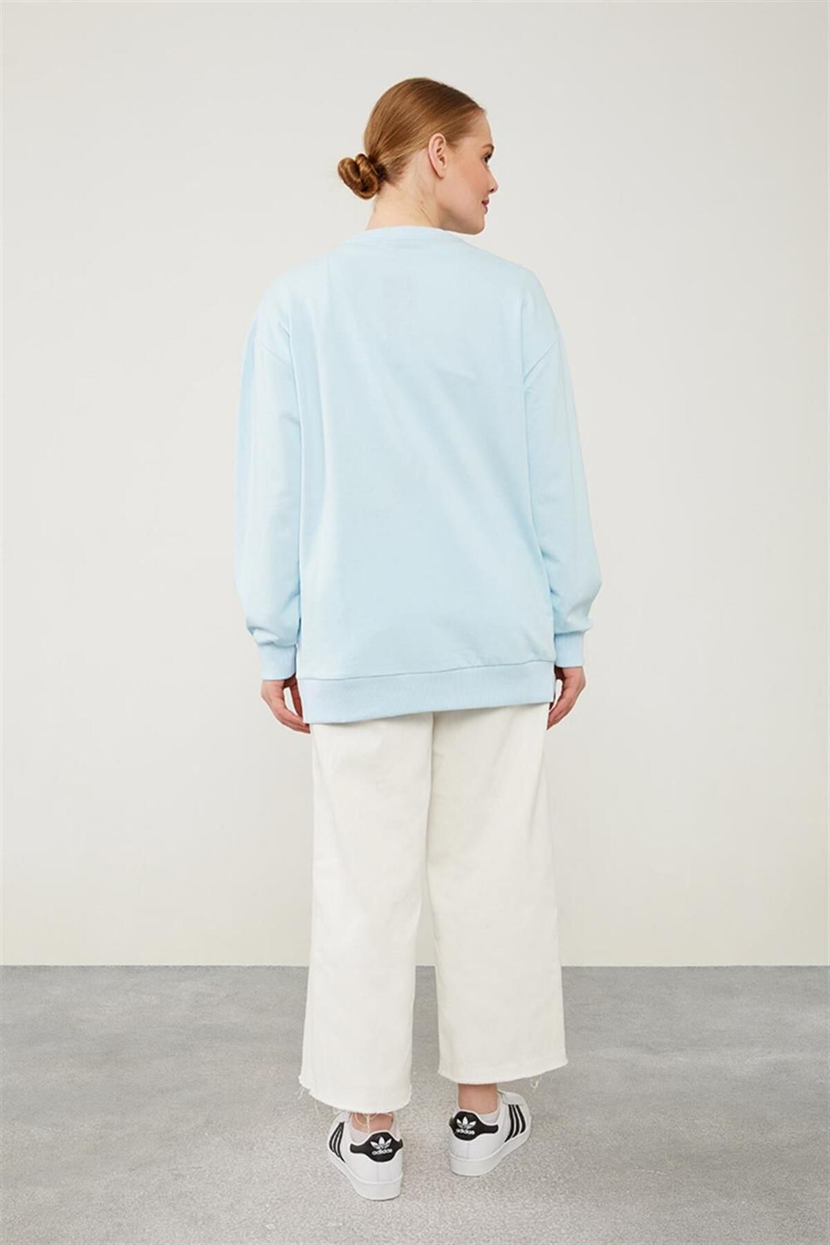 Levidor-shirtLevidor Benetton – Geripptes Basic-Sweatshirt mit Fahrradkragen 6