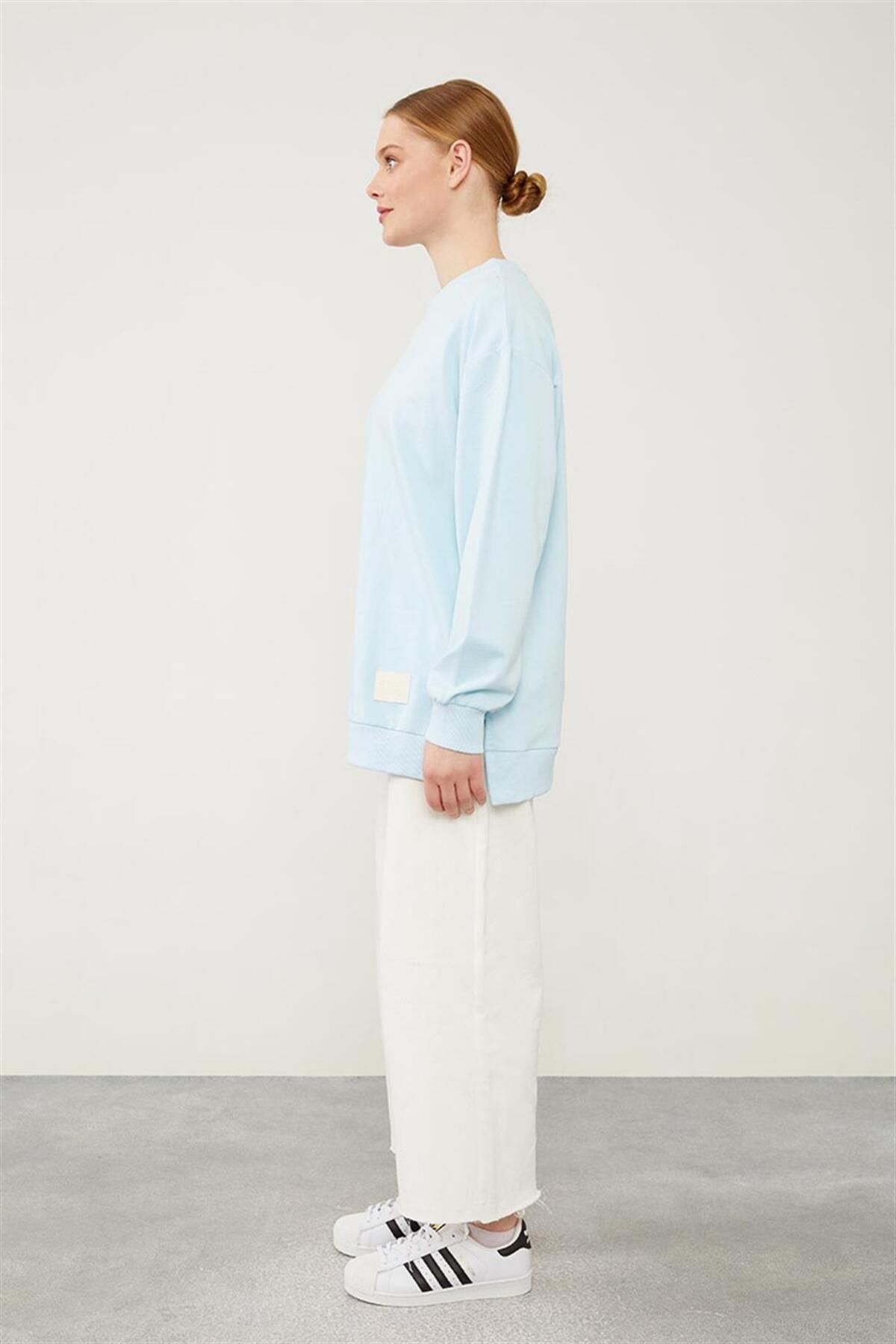 Levidor-shirtLevidor Benetton – Geripptes Basic-Sweatshirt mit Fahrradkragen 4