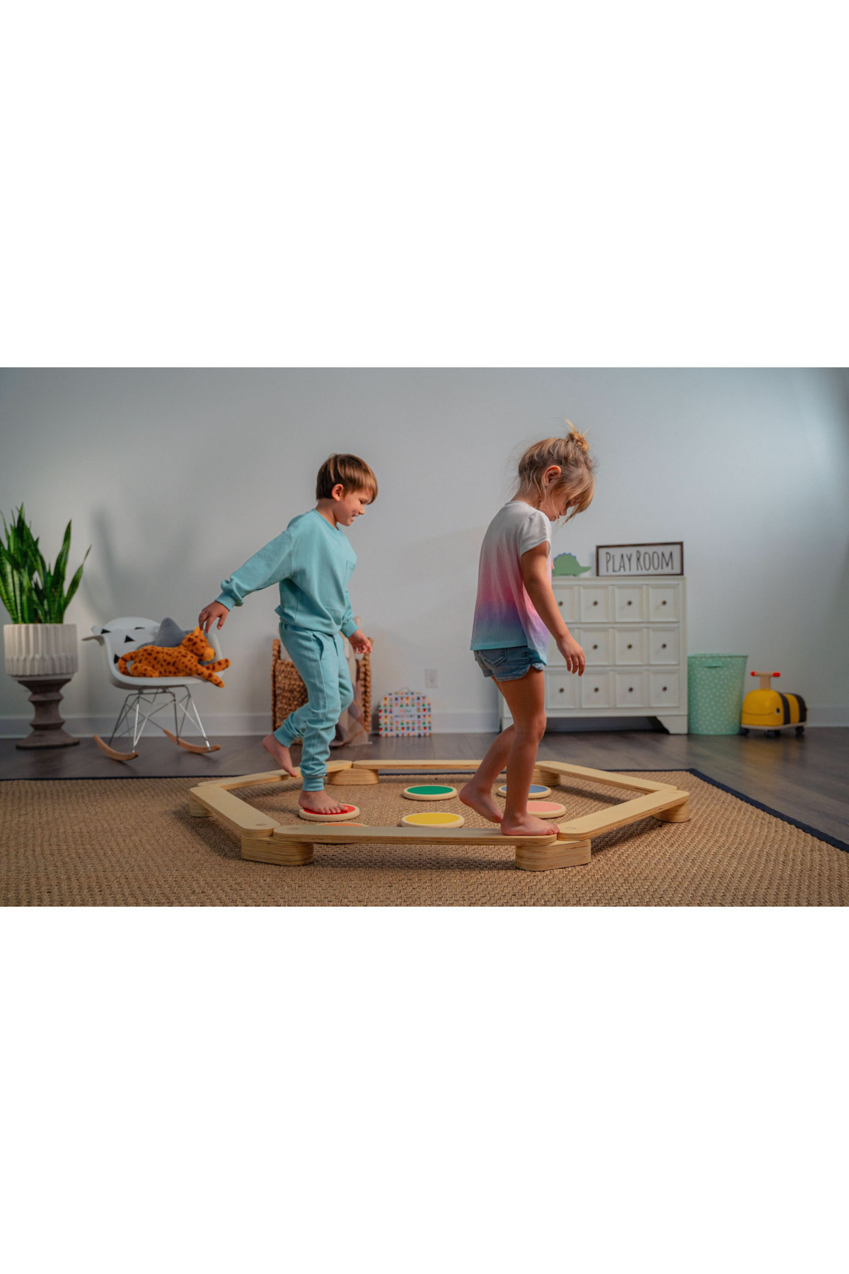 Galery Wood Montessori Ahşap Denge Kirişi (4 SOPA 4 TAŞ) fotoğrafı 7 (önizleme)
