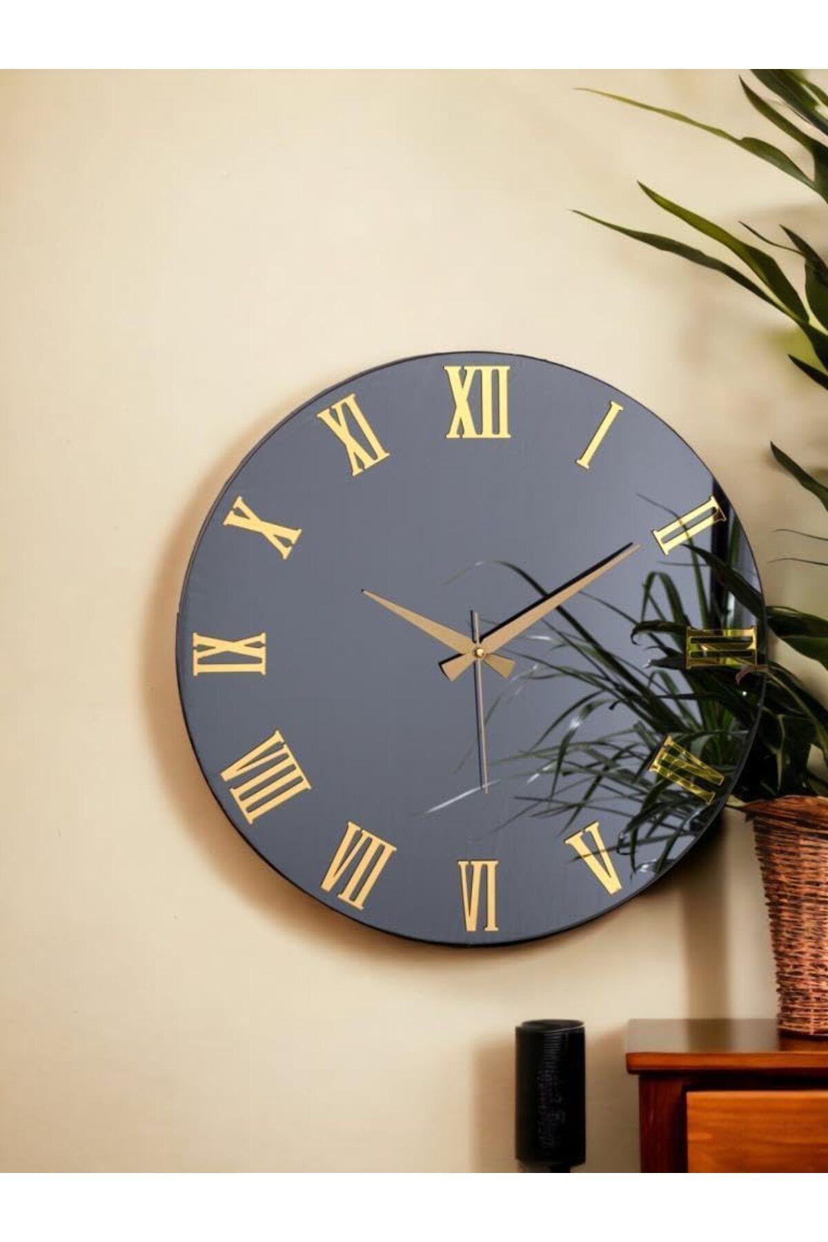 yenibagshop Premium Serisi Aynalı 50 CM Sessiz Akar Roma Rakamlı Duvar Saati Füme