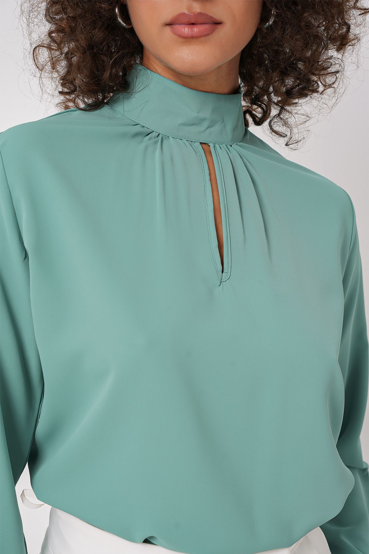 Bigdart-0418 Window Detailed Blouse - Water Green 4