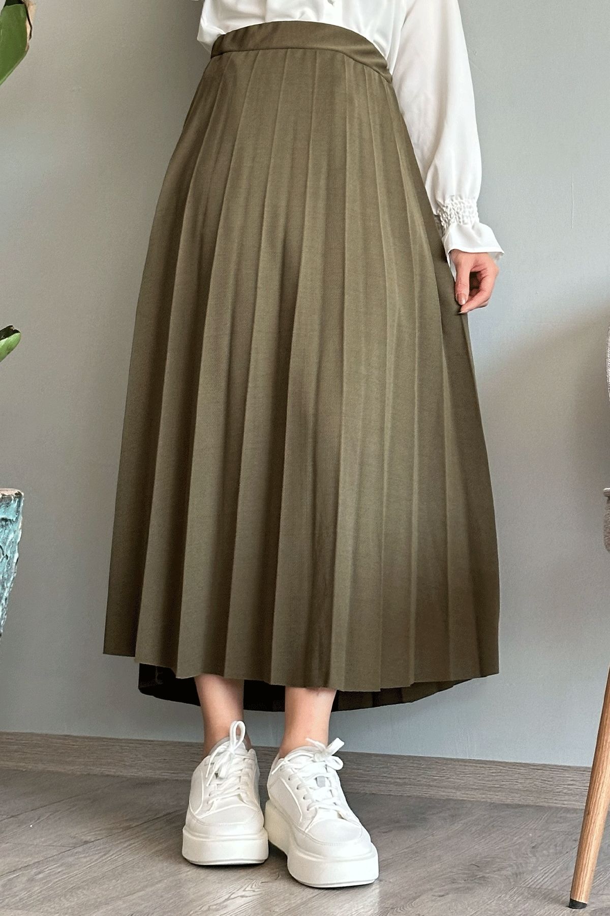 InStyle-Luisa világoszöld redőzött elasztikus derékszoknya 4