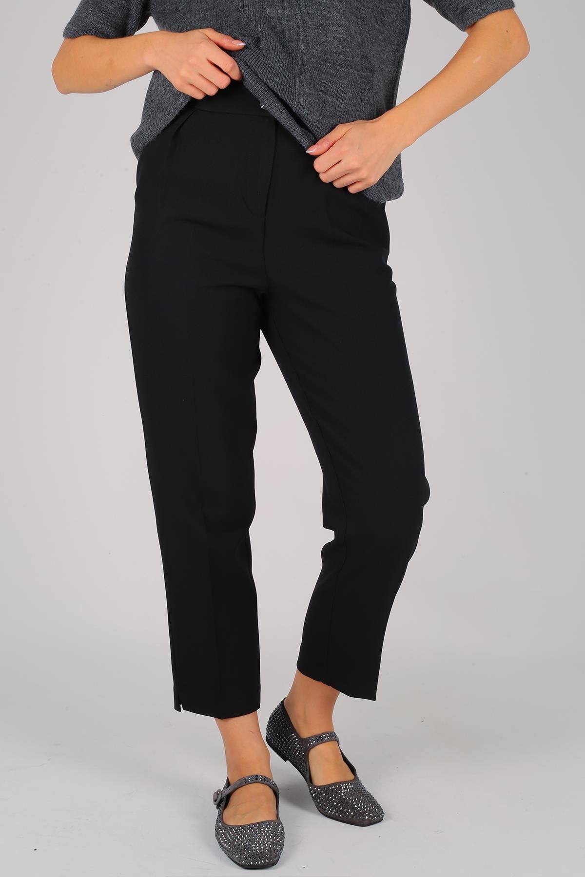 FACETTE-Women's Black Pleated Slit Trousers 3