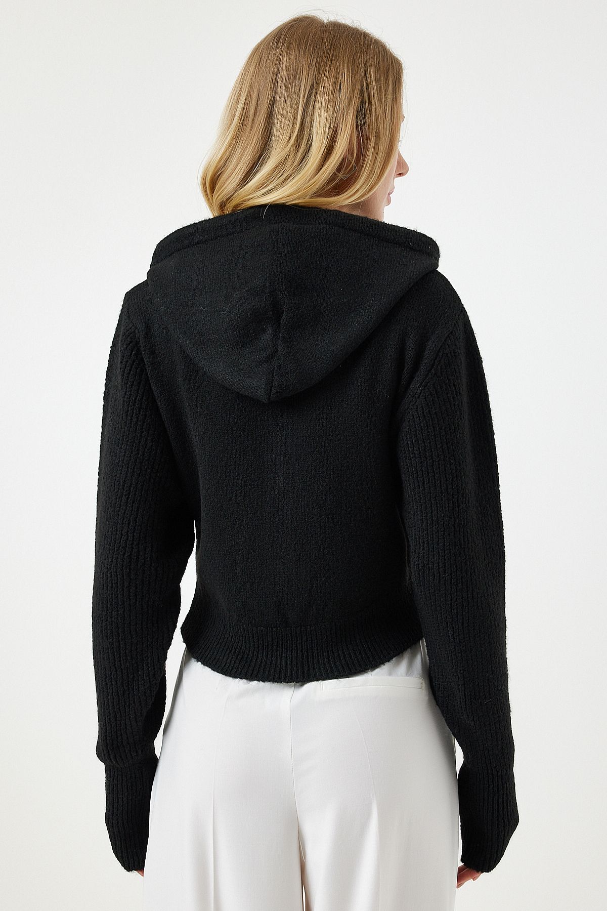 Lovelyİstanbul-Black Knitwear Cardigan - Hooded and Zippered Lyy0074 5