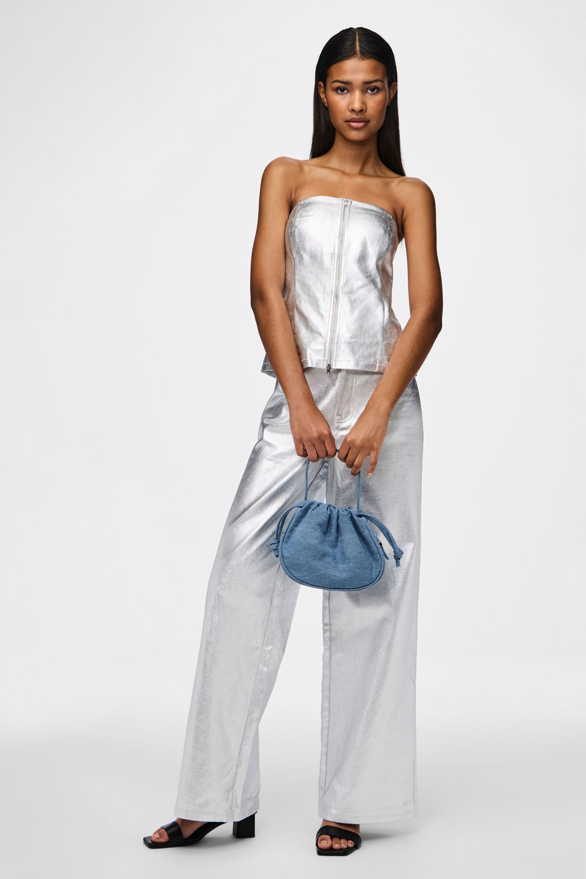 complete the look image