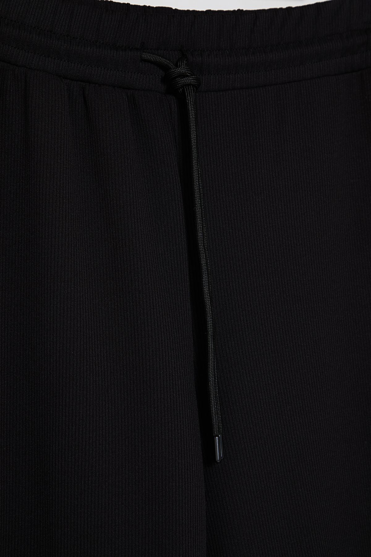 Trendyol Curve-Fekete kötött leggings magas derékkal és masnival - nagy méretű TBBAW25BV00002 8