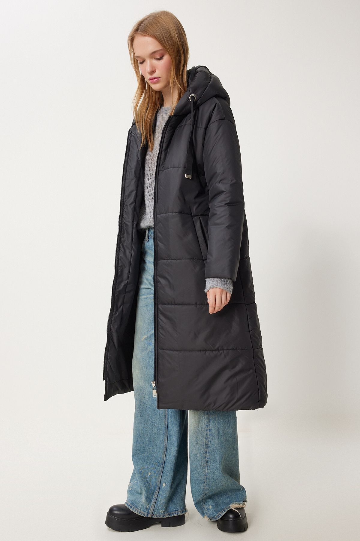 complete the look image