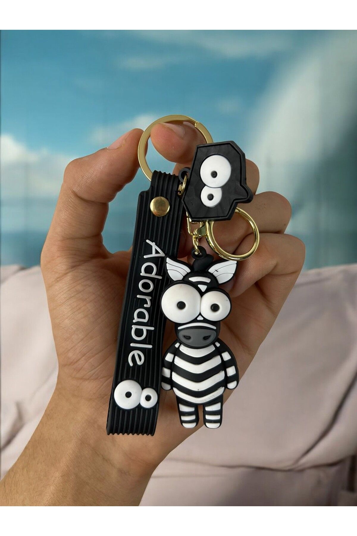 GLANZEND-3D Luxury Large Size Deep Dreams Figures Silicone Keychain 3
