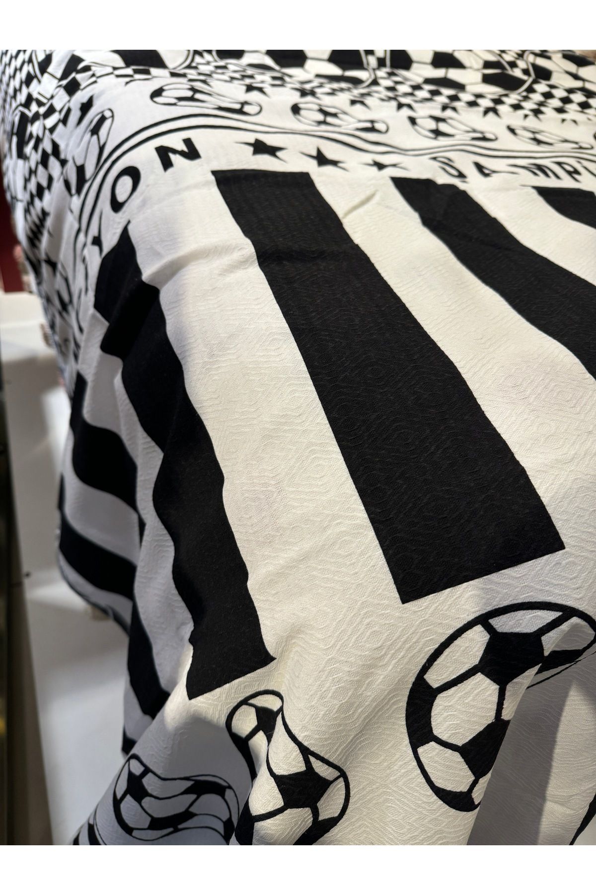 ŞENER HOME-Fan Pattern 150X240 Cm. Single Single Pike - Black - White 2