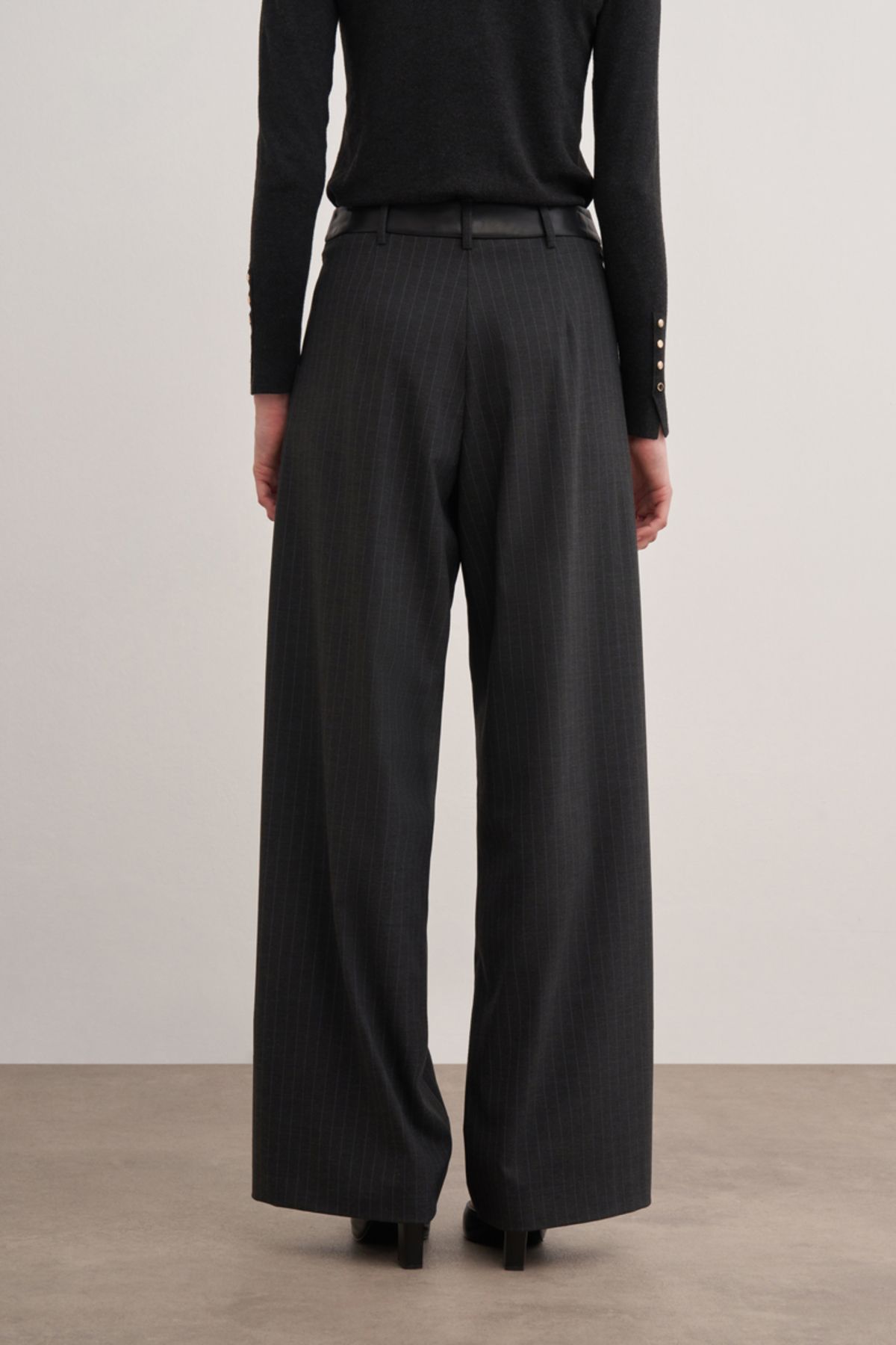 Aker-Wide Leg Trousers 6