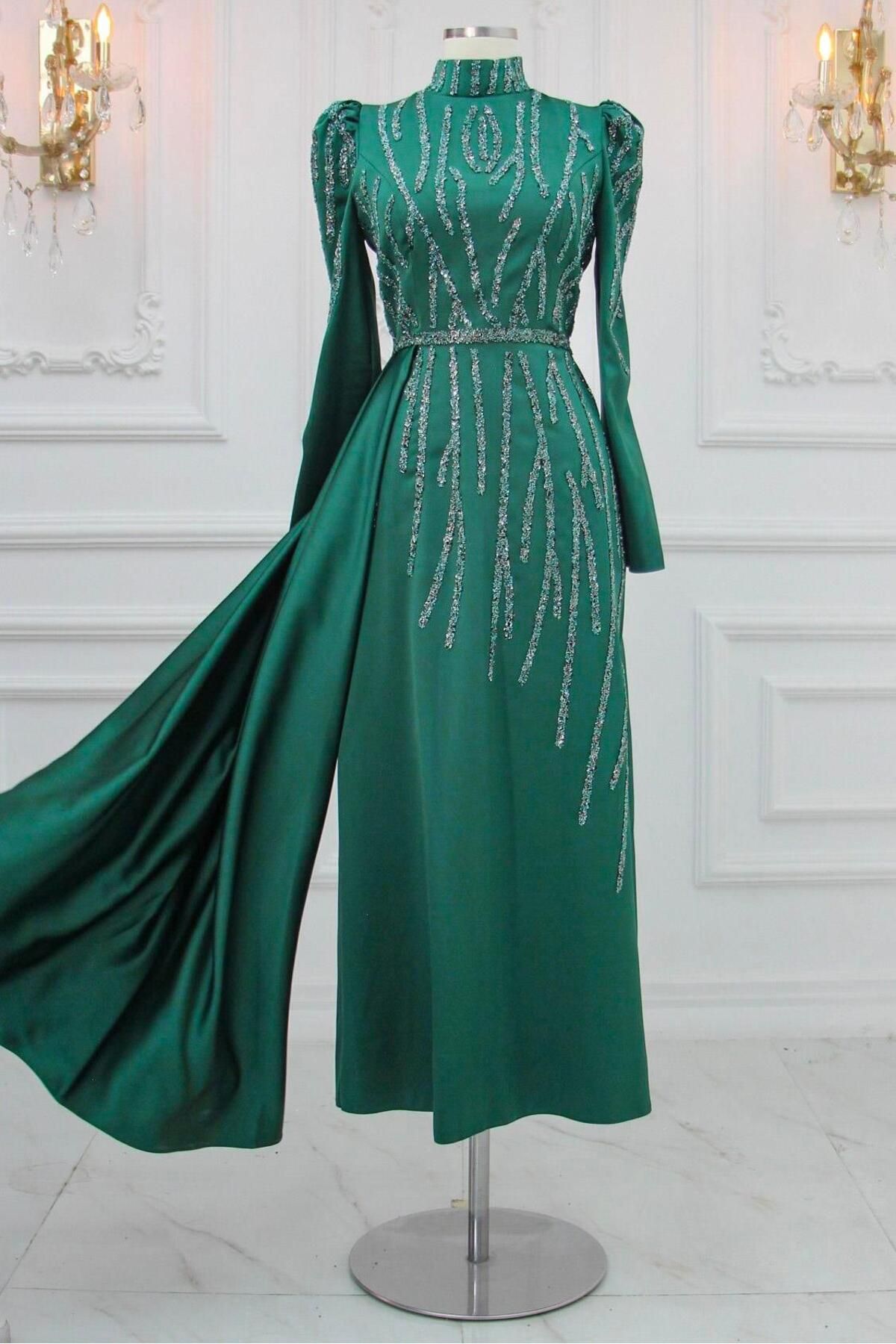 Amine Hüma-Rochie de seara din satin turcoaz smarald 2
