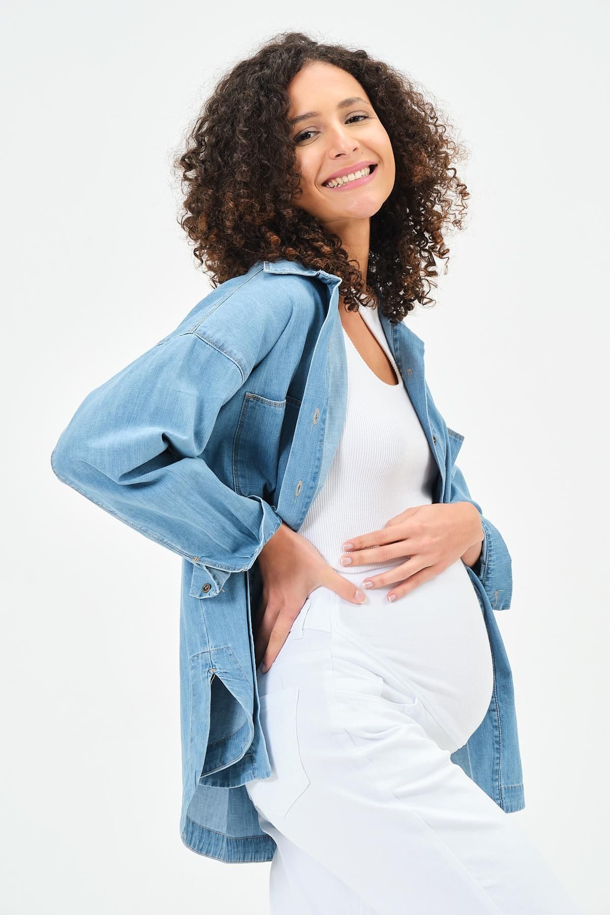 BUSA-Pregnant Oversize Denim Shirt with Front Pockets Blue 3