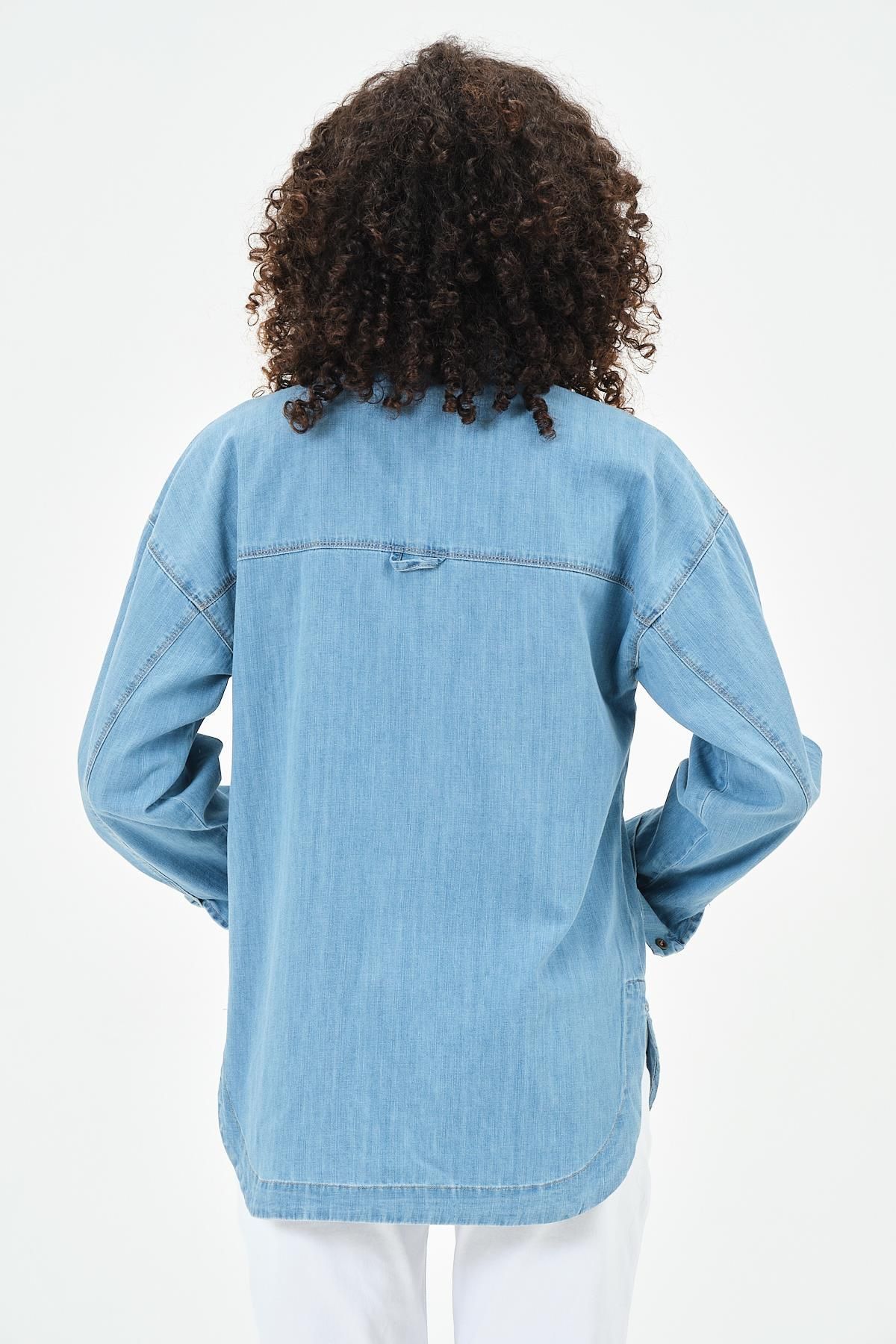 BUSA-Pregnant Oversize Denim Shirt with Front Pockets Blue 5