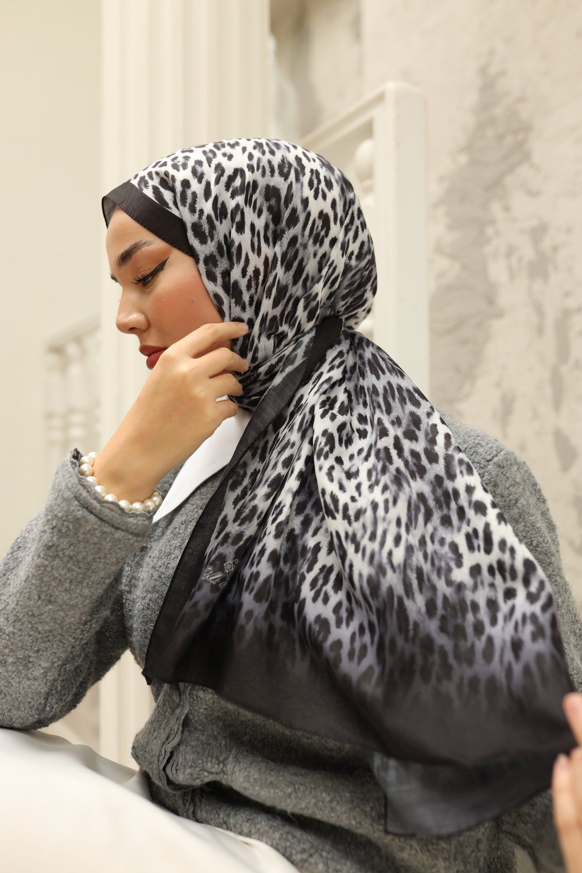 Silk Home-Soft Black Leopard Pattern Shawl - 70017-03 4
