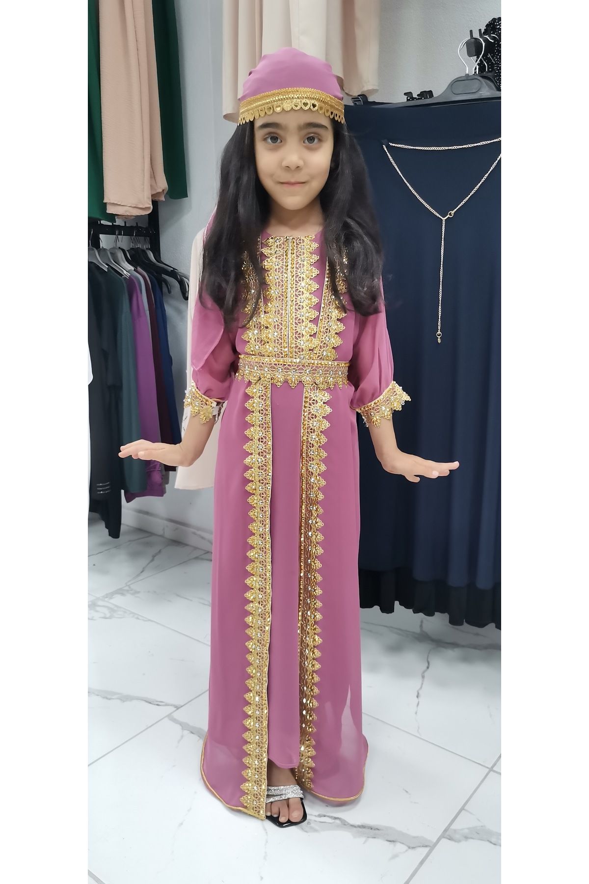 Kız çocuk yöresel abaya takım