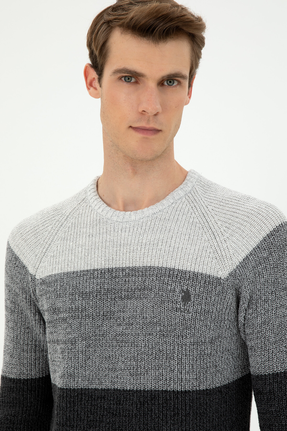 U.S. Polo Assn. Erkek Slim Fit Bisiklet Yaka Antrasit Melanj Kazak 50293017-VR081 görsel 2