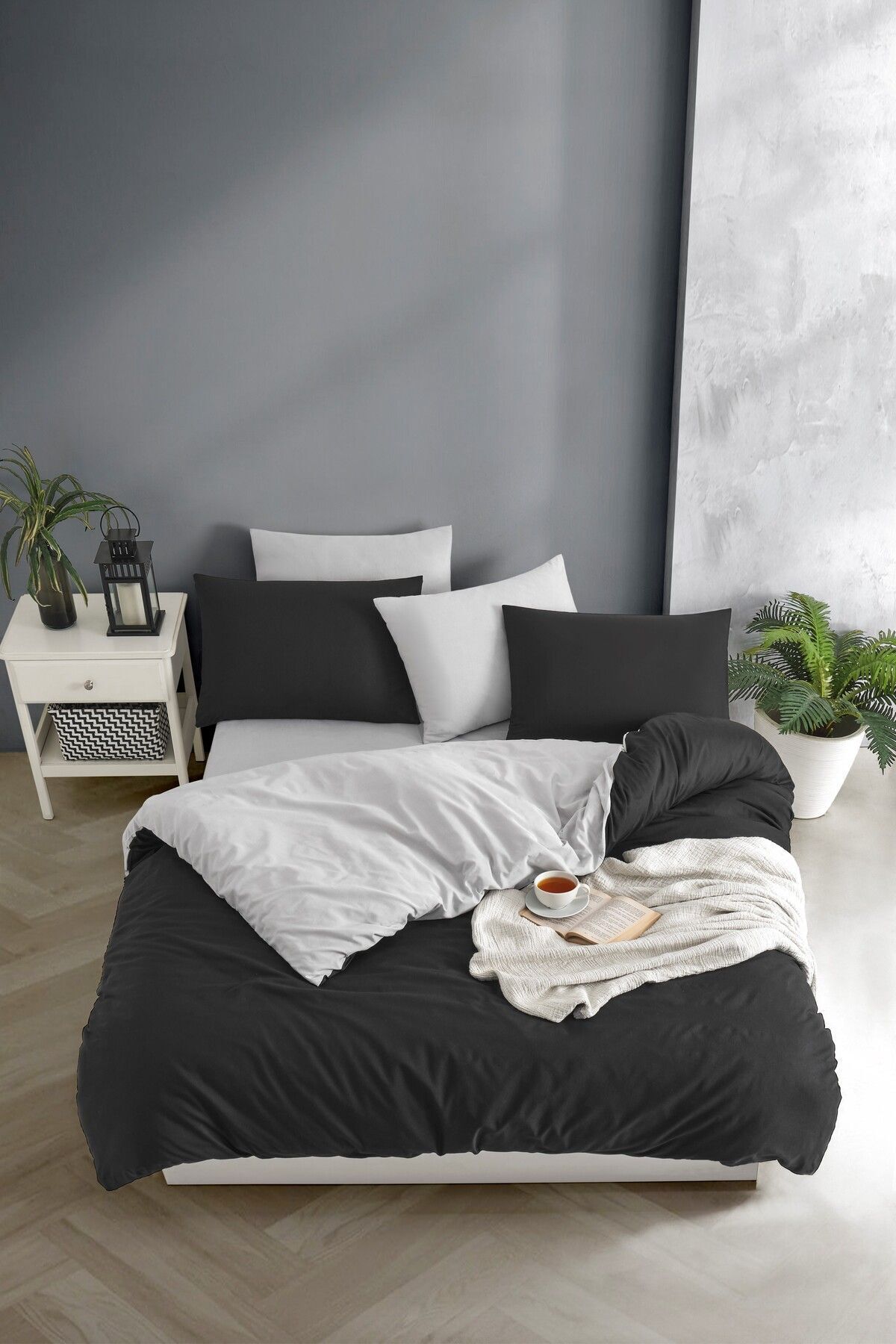 Tabu Home-Double Sided Black Yarn Painted Duvet Cover Set - Double 1