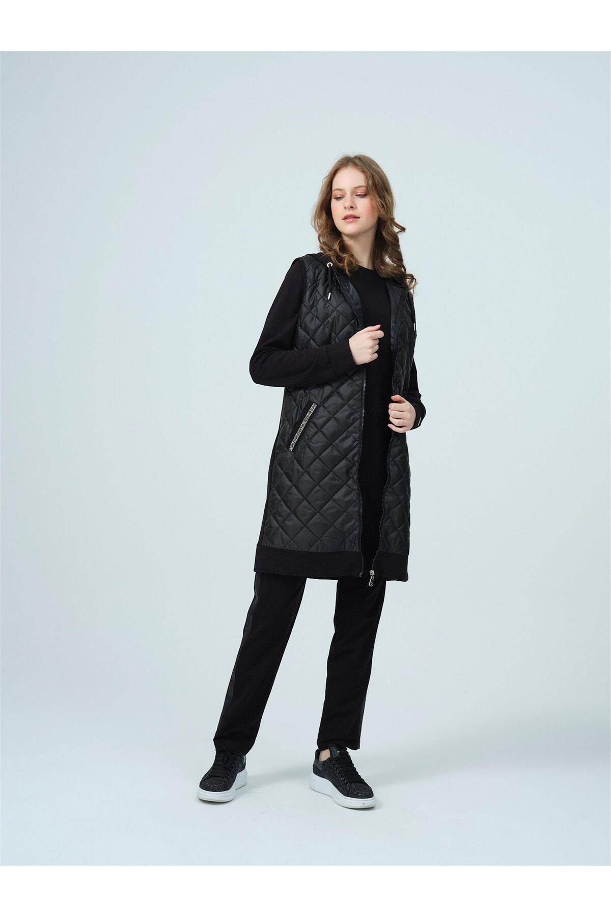 Moodbasic-Women's Suit with Black Vest and Trousers Mb24.365-2K4 6