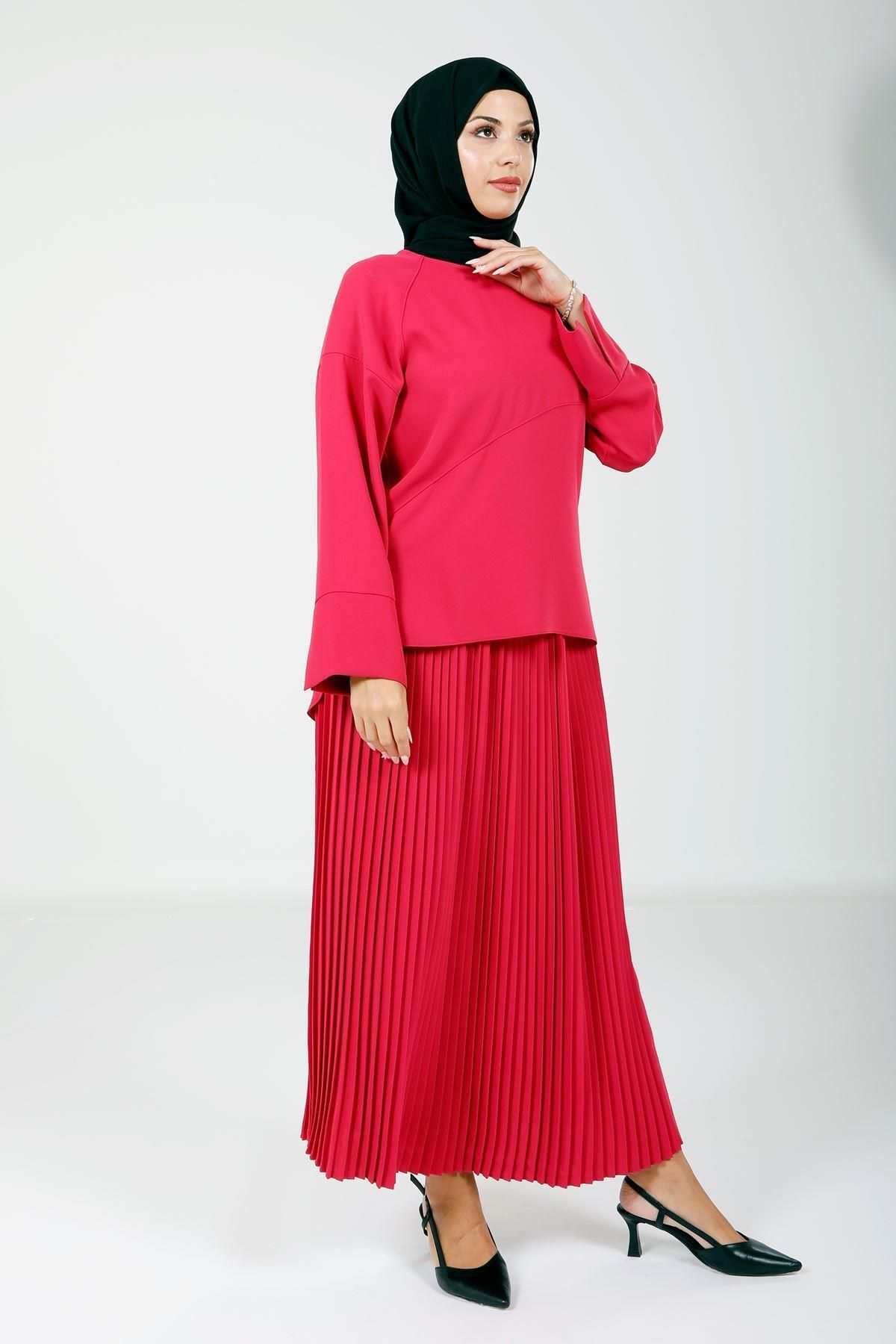 ست بالاپایین پوشیده زنانه بلوز رنگ و دامن PLYLI FUCHSIA 4166 Beyza