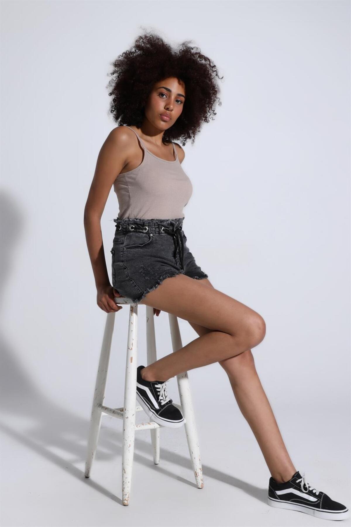 TF The Fancy For You-Fancy Women's High Waist Ripped Detailed Mini Jeans Shorts with Waistband 3