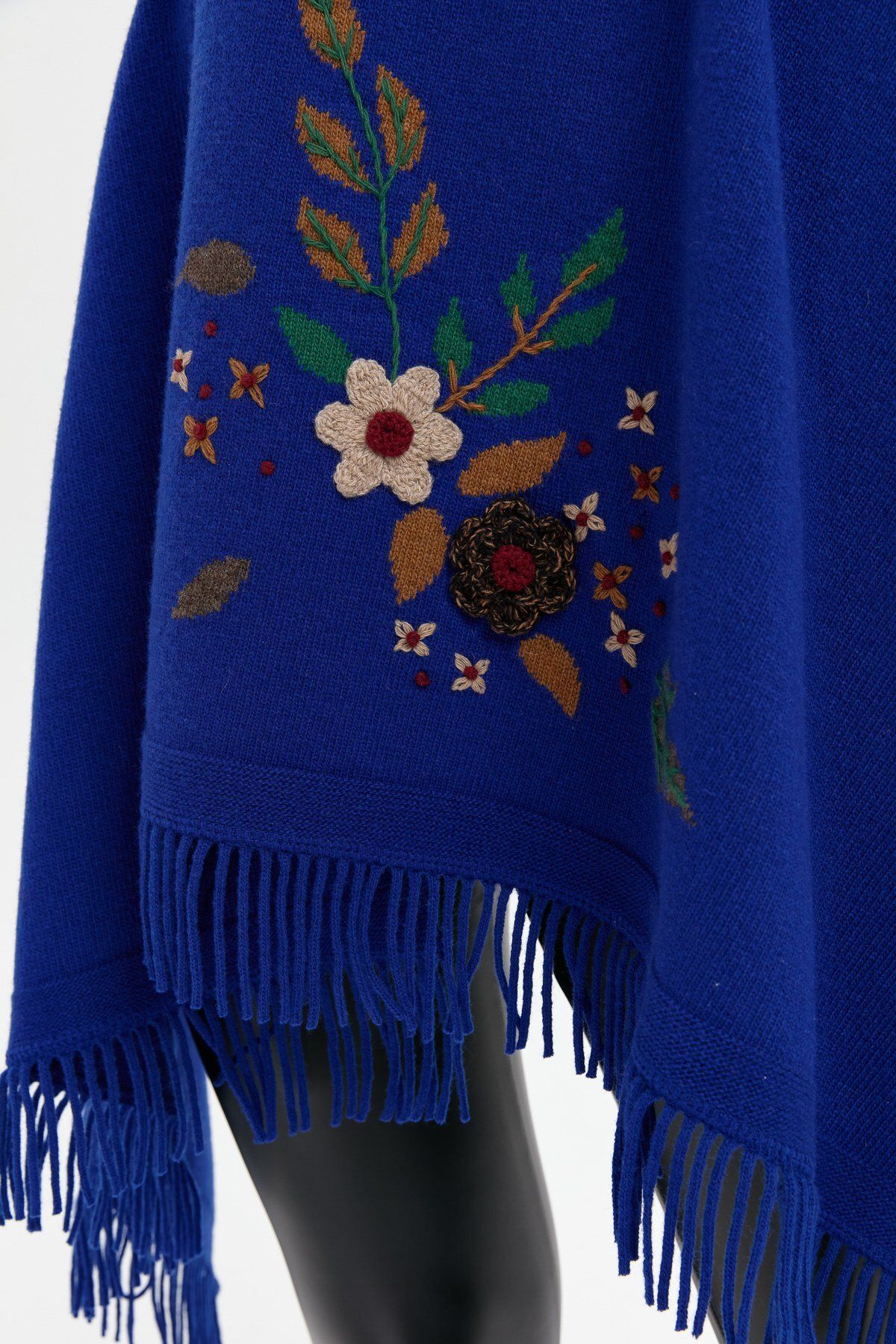 Desen Triko-Daisy Embroidered and Tasseled Women's Wool Shawl - Saxe Blue 3