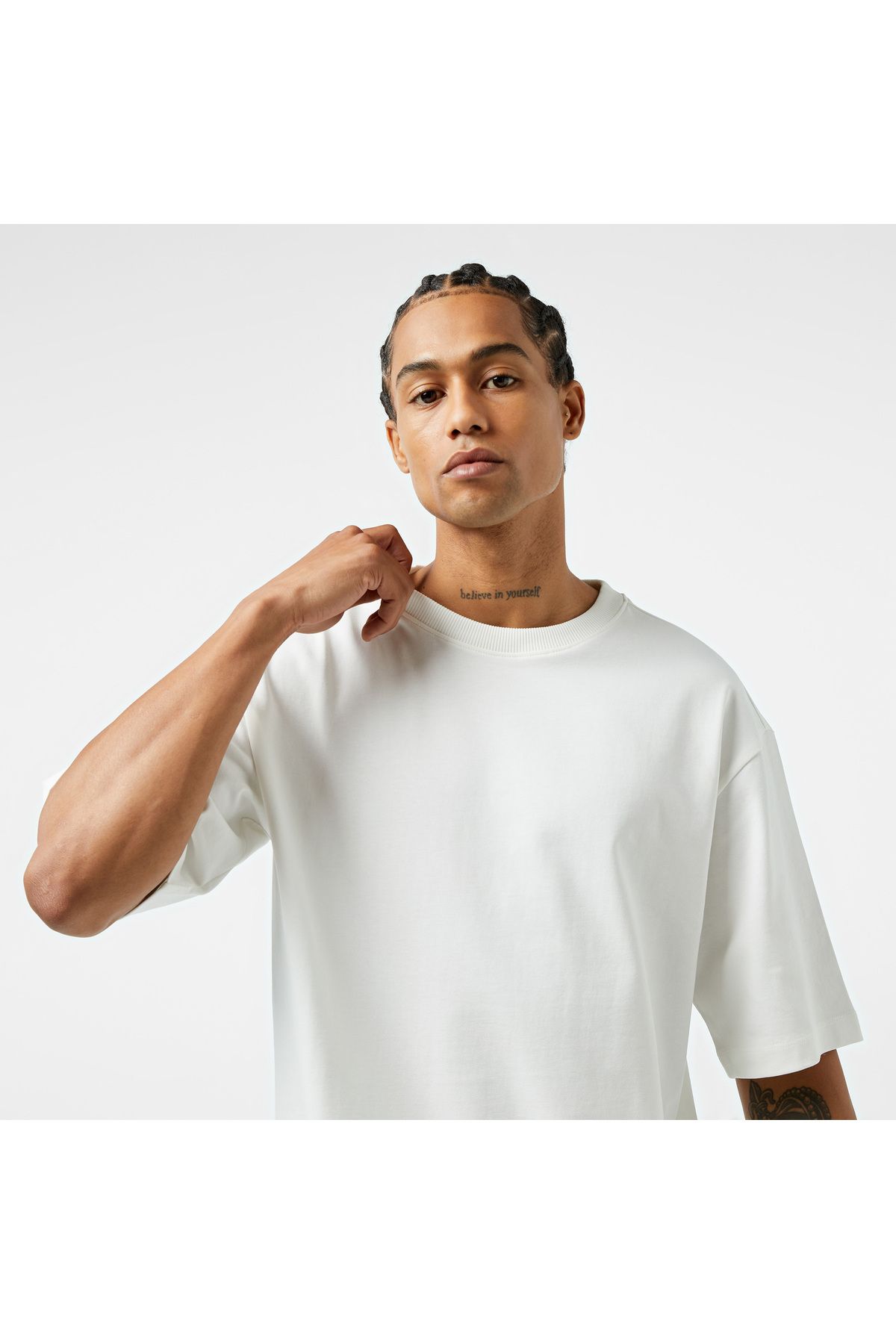 United 4-United4 Classic Men's White T-Shirt 4