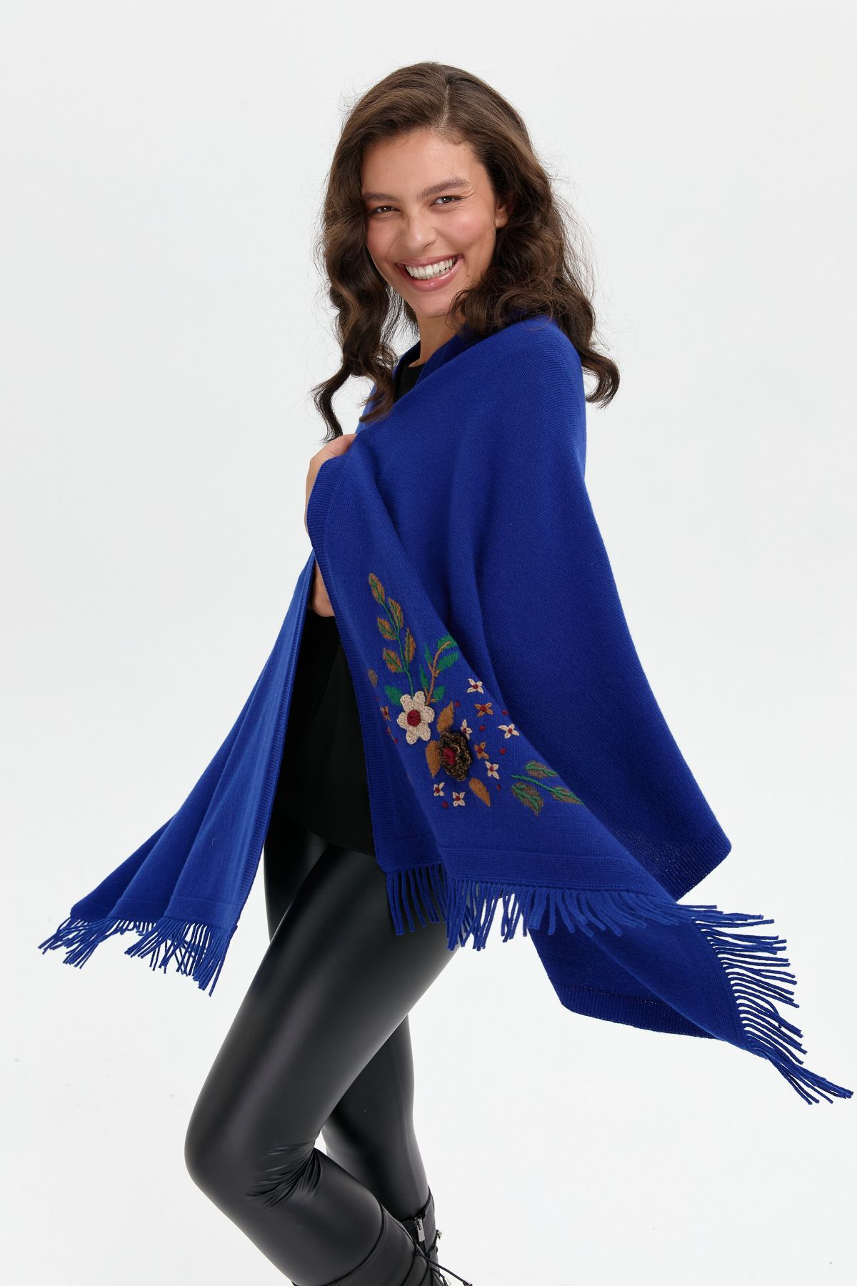 Desen Triko-Daisy Embroidered and Tasseled Women's Wool Shawl - Saxe Blue 4