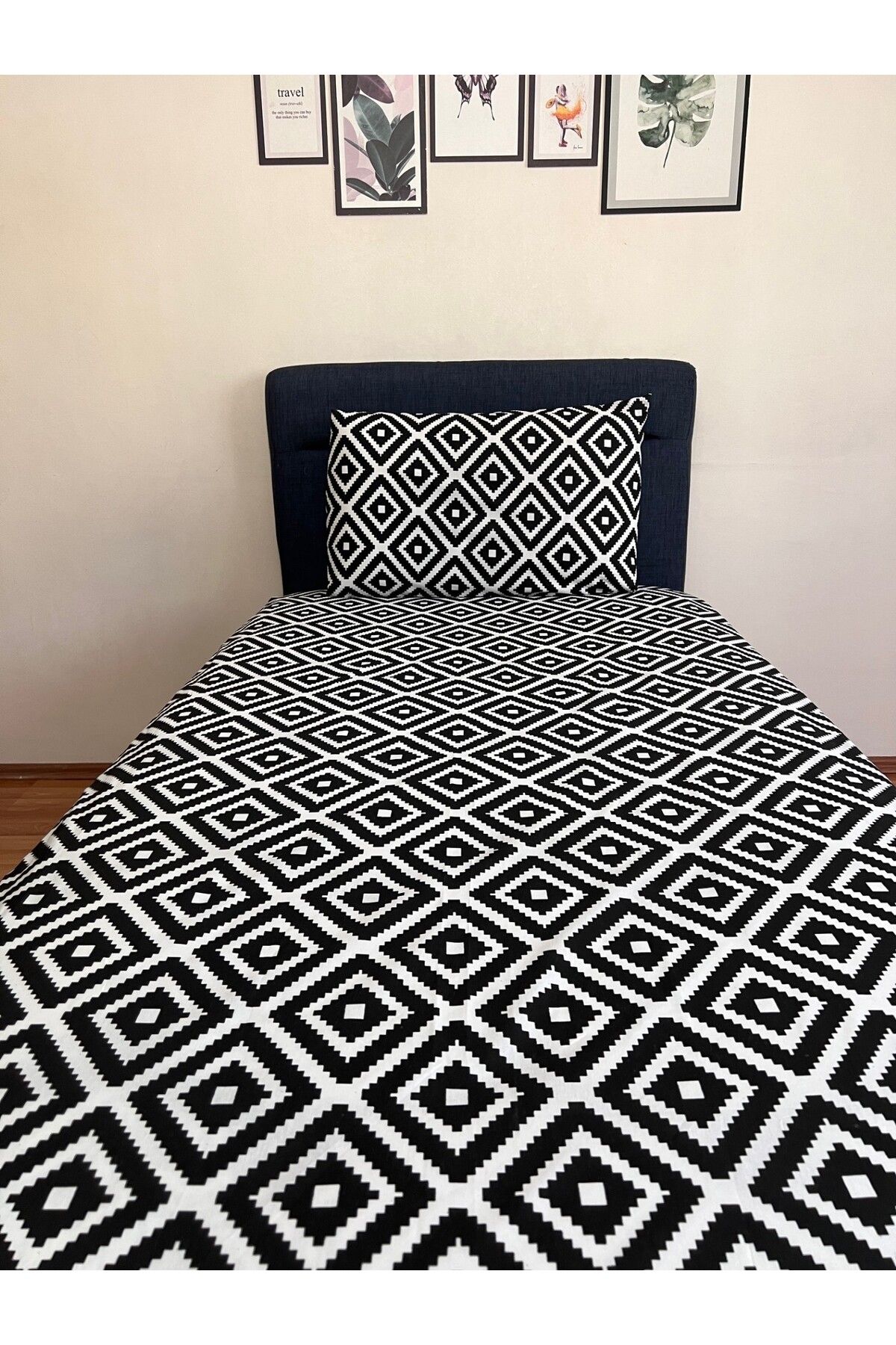 Touch-Fitted Elastic Sheet Set (Pillowed) Single Double Black White Geometric Pattern 2